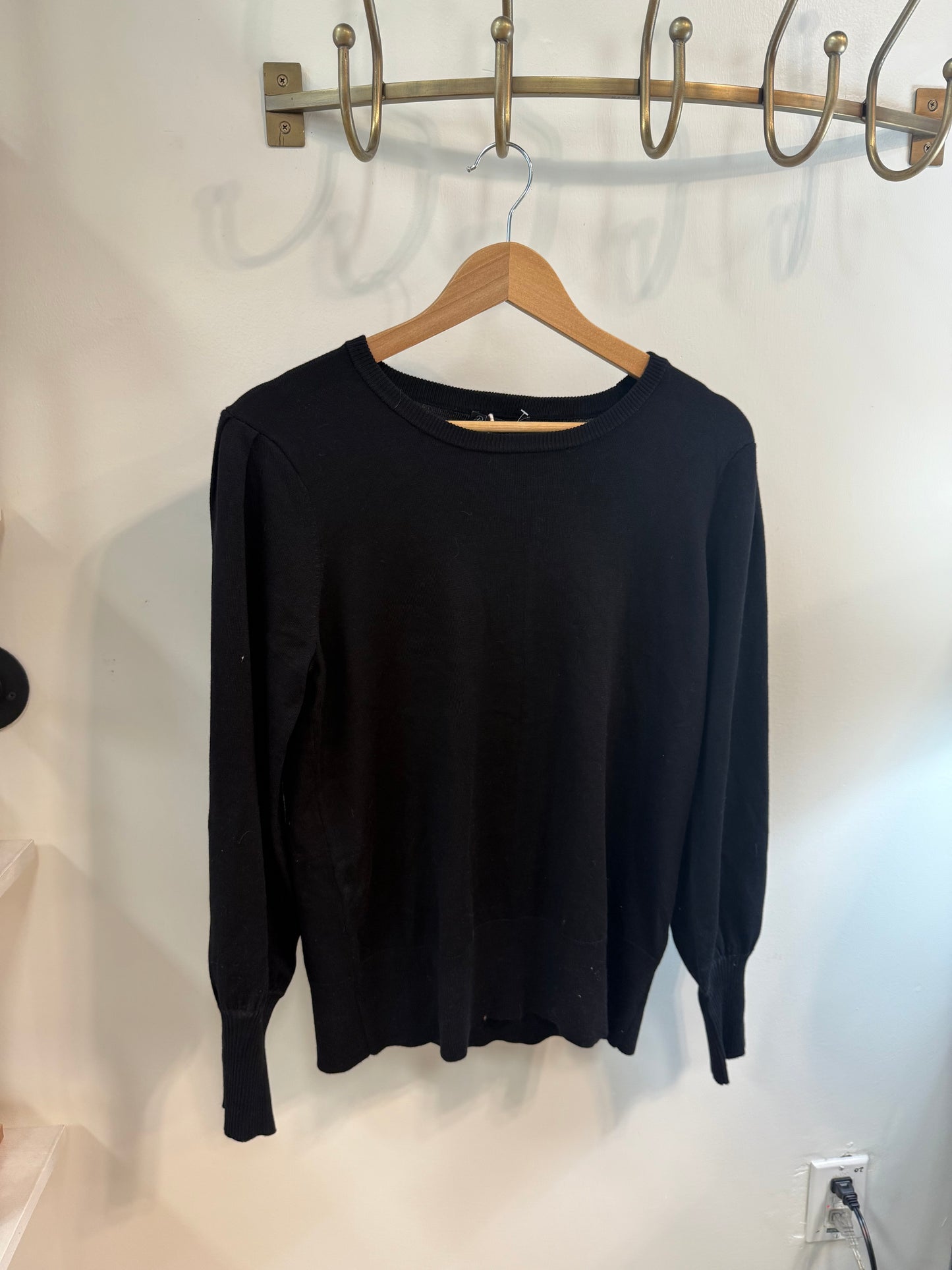 Preloved Adrianna Papell Black Sweater NEW