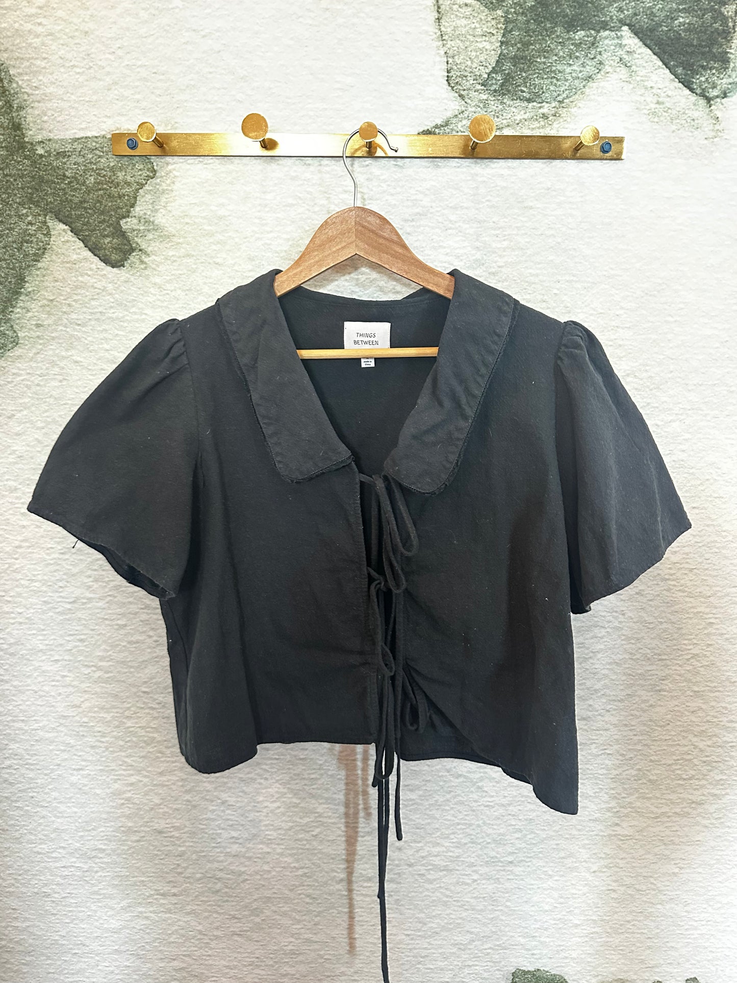 Preloved Things Between Tie Top