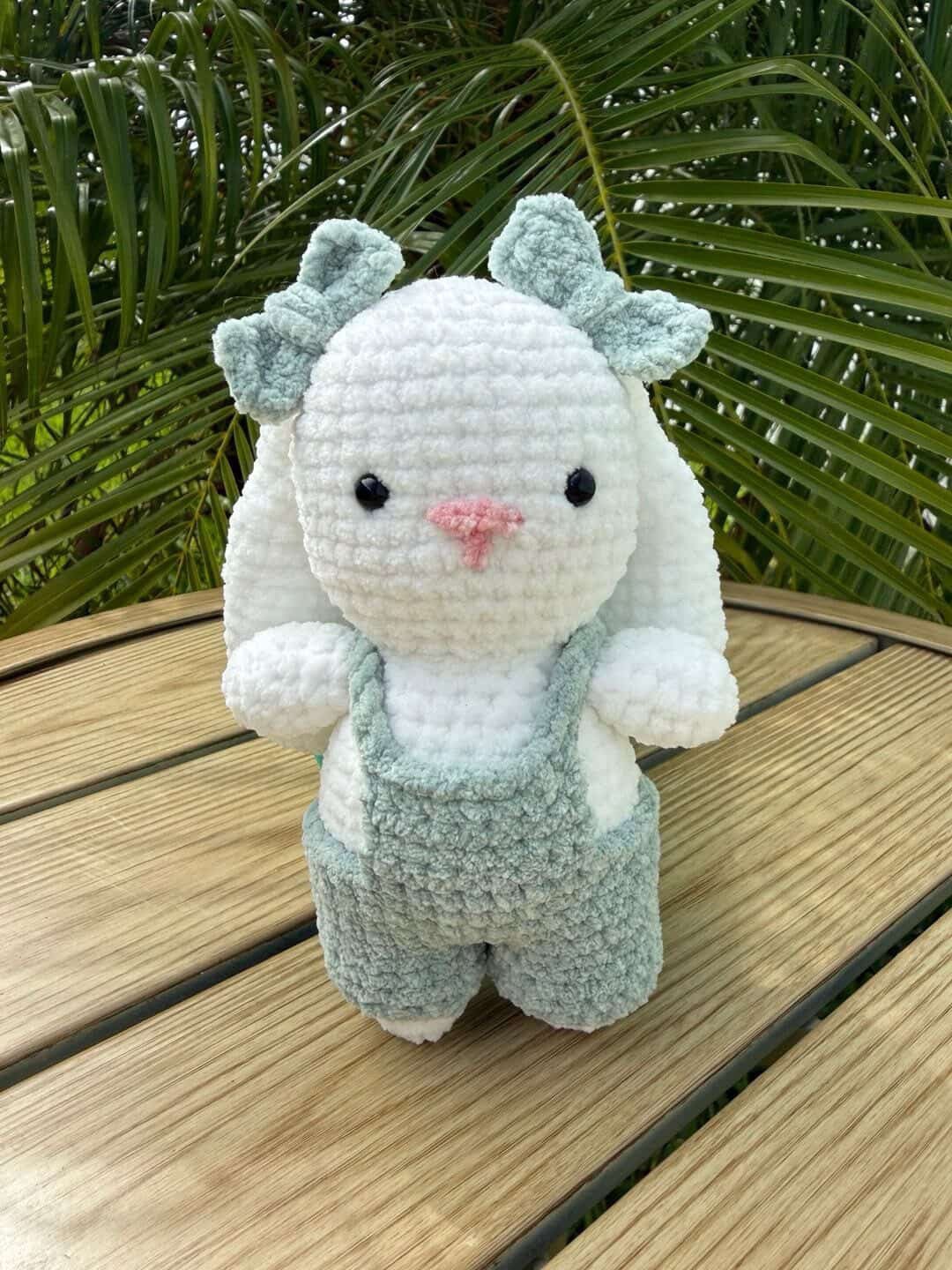 Crochet Bunny - Bows - SPARROW
