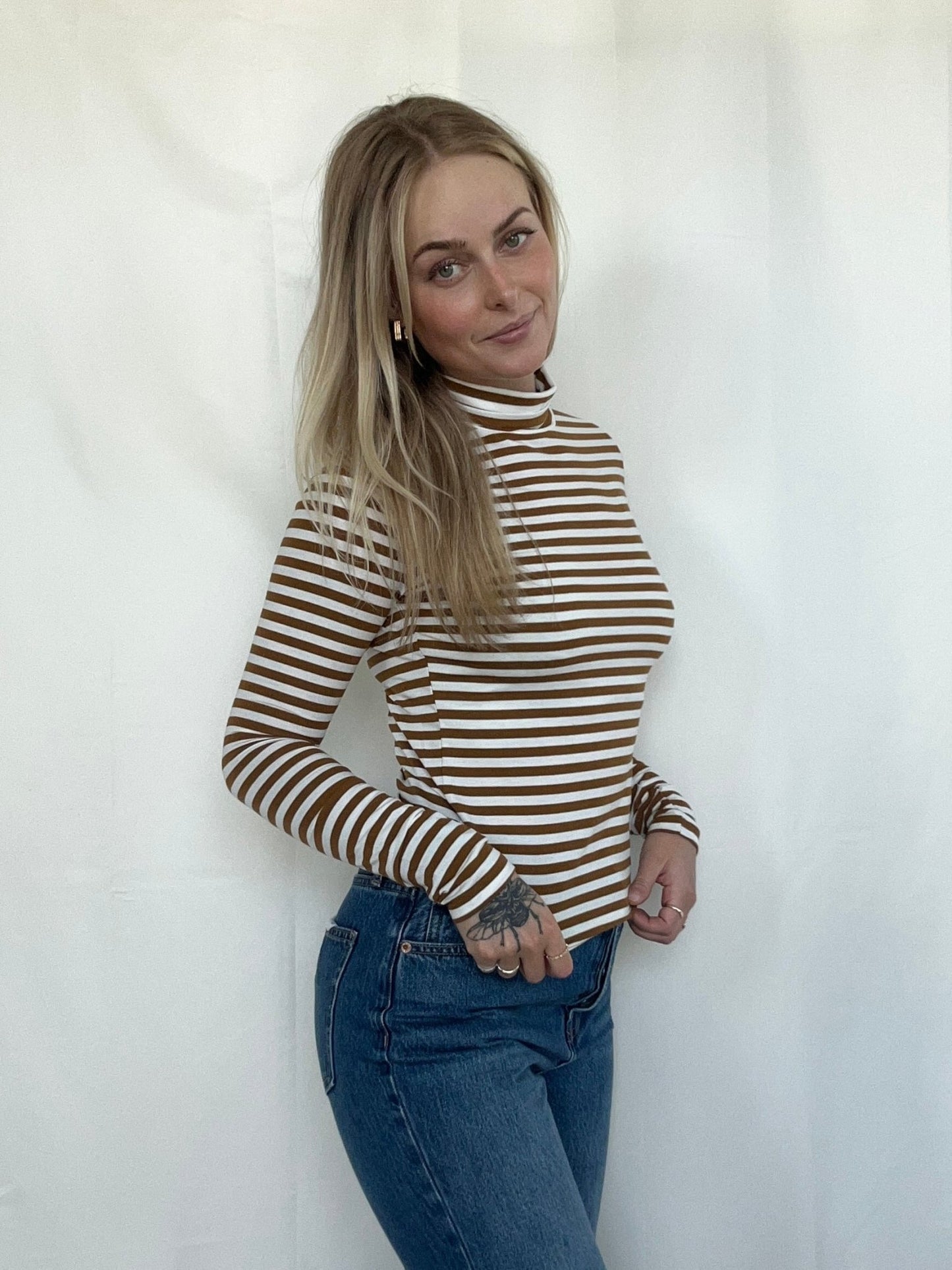 Isabella Turtleneck - Brown & White - SPARROW