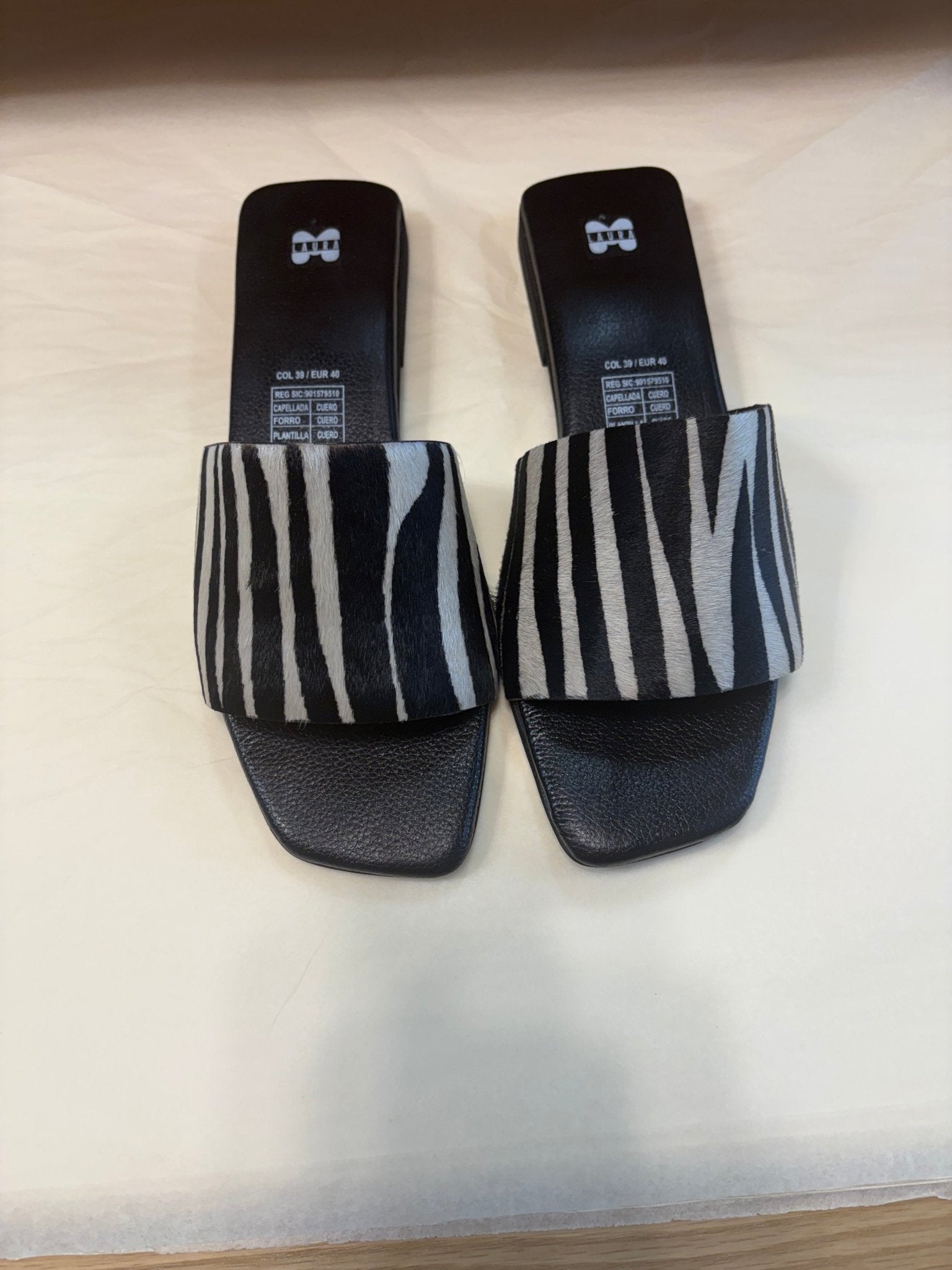 Laura M. Footwear - SPARROW