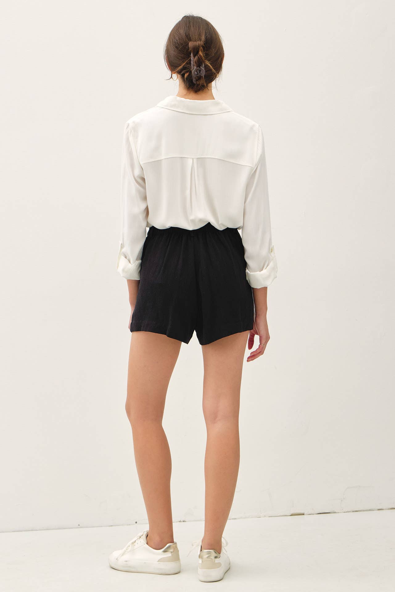 Lily Linen Shorts - Black - SPARROW
