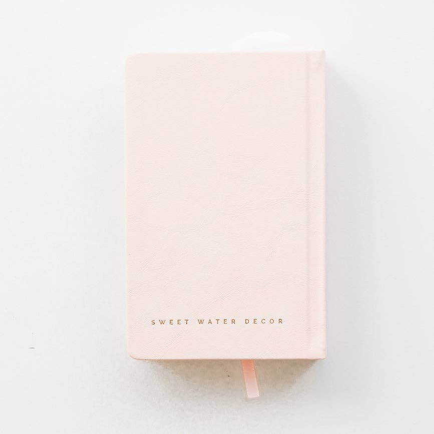 Mom's One Line A Day Leather Journal - SPARROW