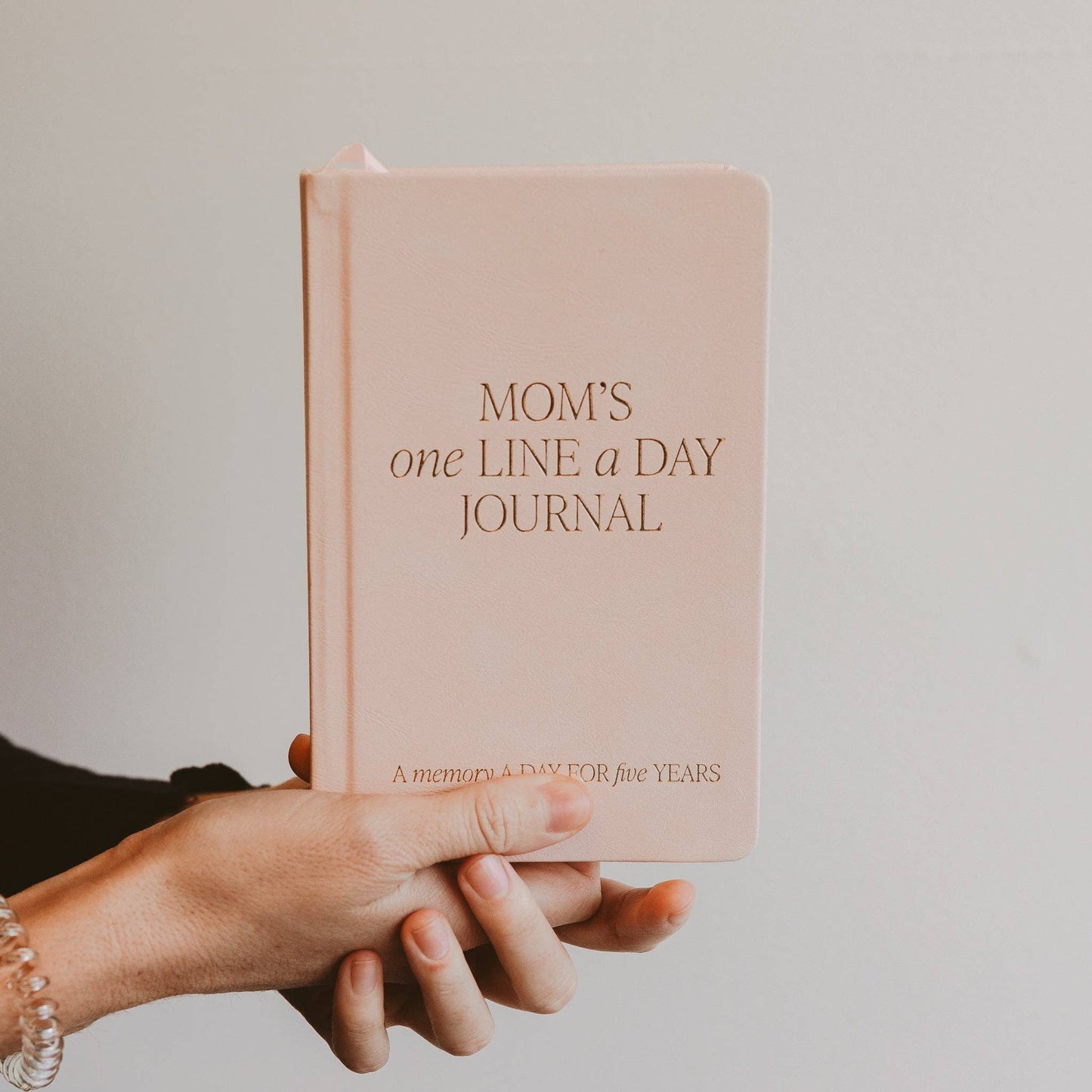 Mom's One Line A Day Leather Journal - SPARROW
