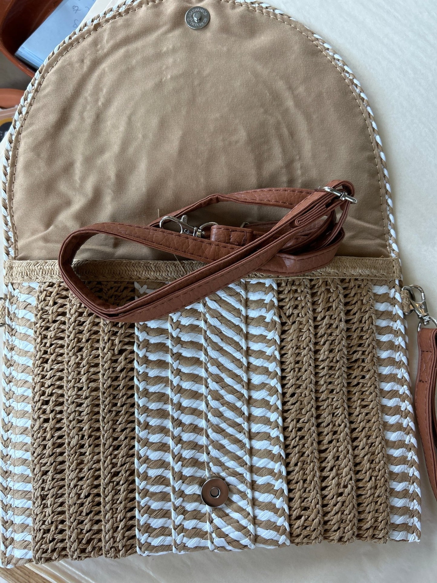 Sara Clutch - Tan - SPARROW