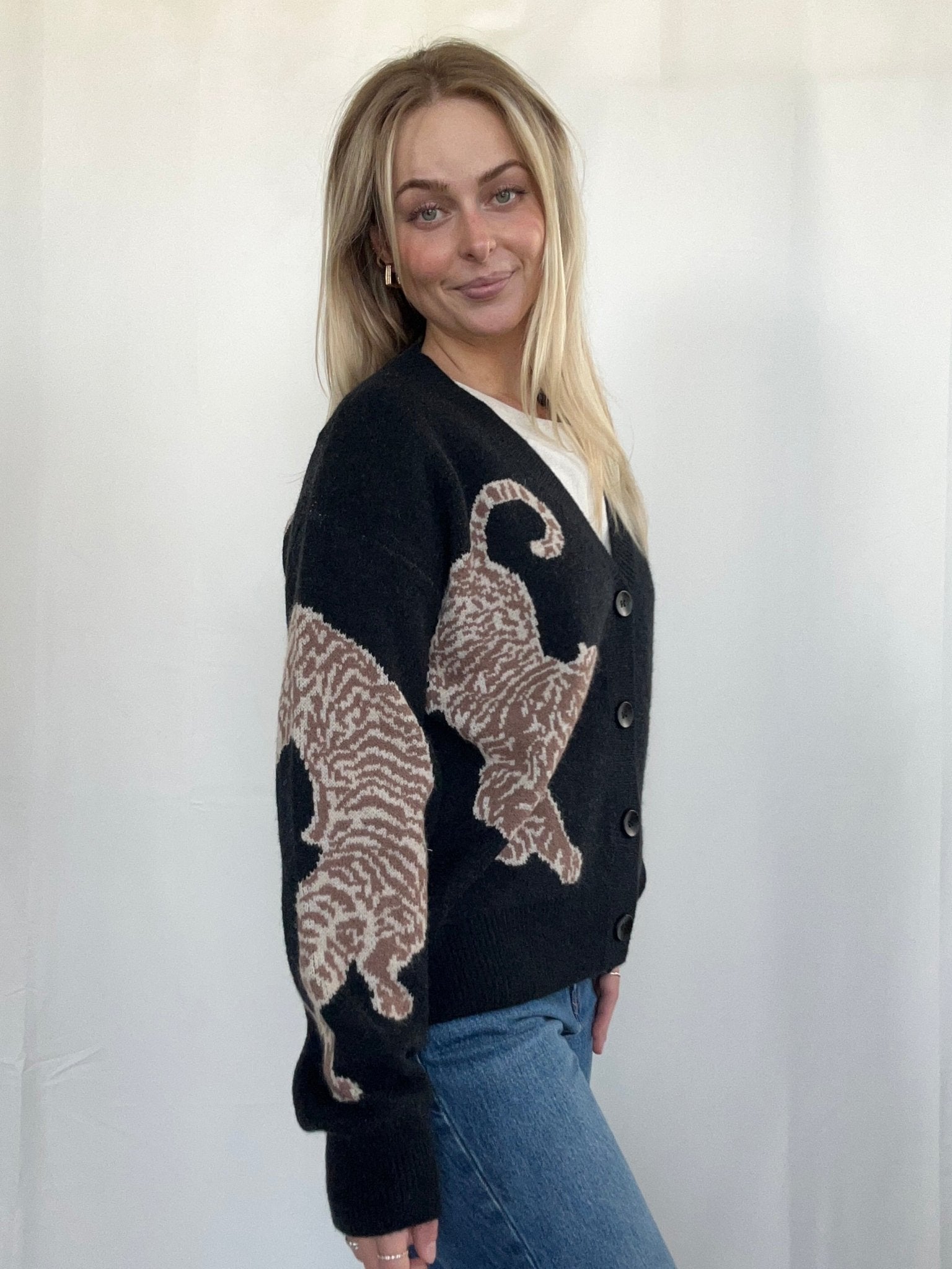 Tiger Cardigan - Black - SPARROW
