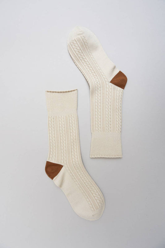 Scalloped Edge Socks: Ivory