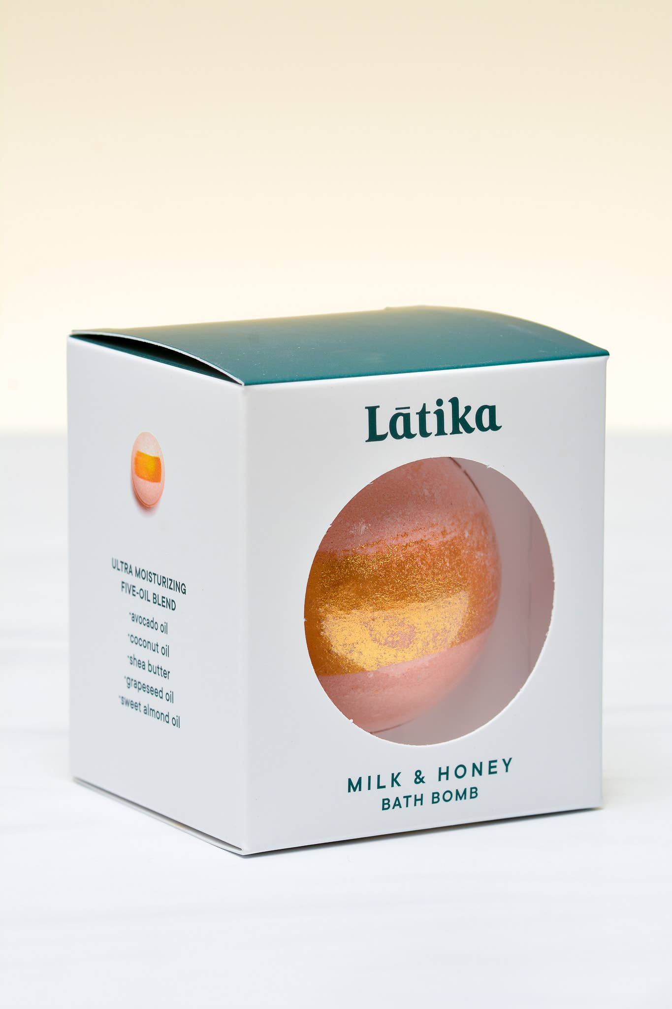 Milk & Honey - Gold decorated Bath Bomb