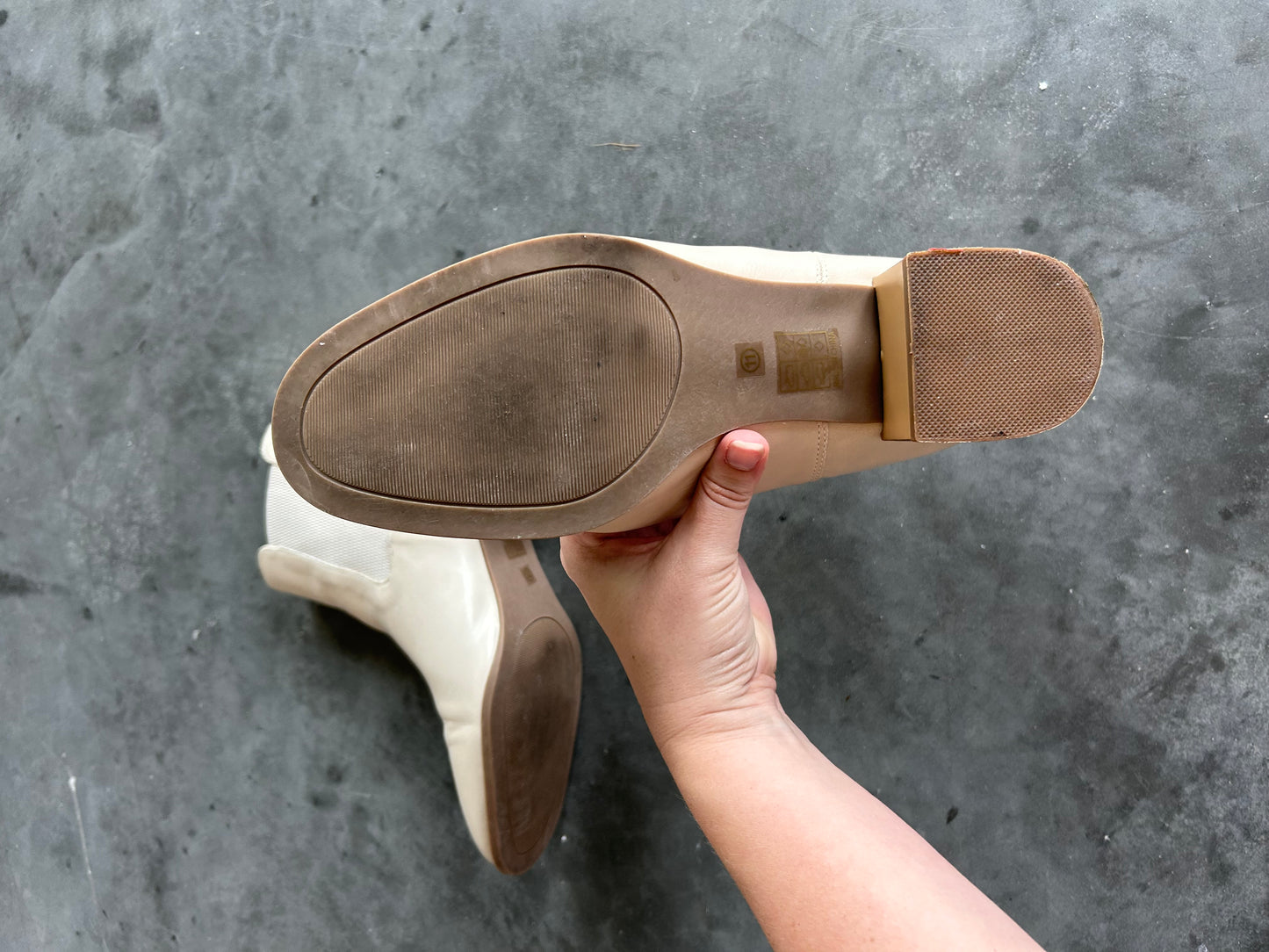Preloved Journee Collection Chayse Booties