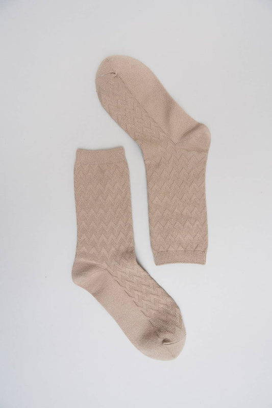 Zig Zag Pattern Socks: Taupe