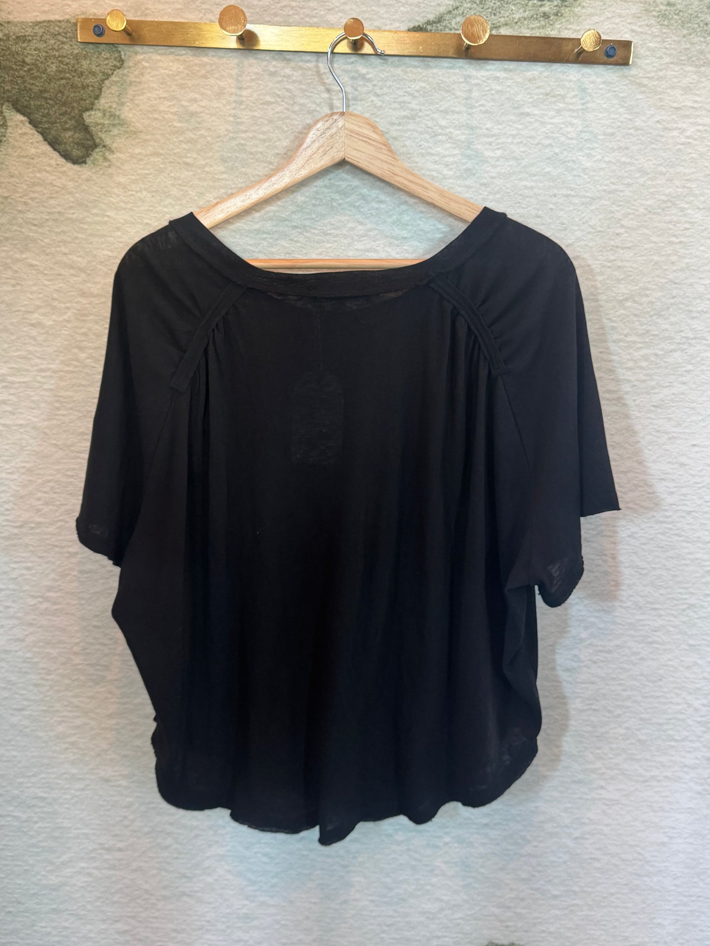 Preloved Kristen tee