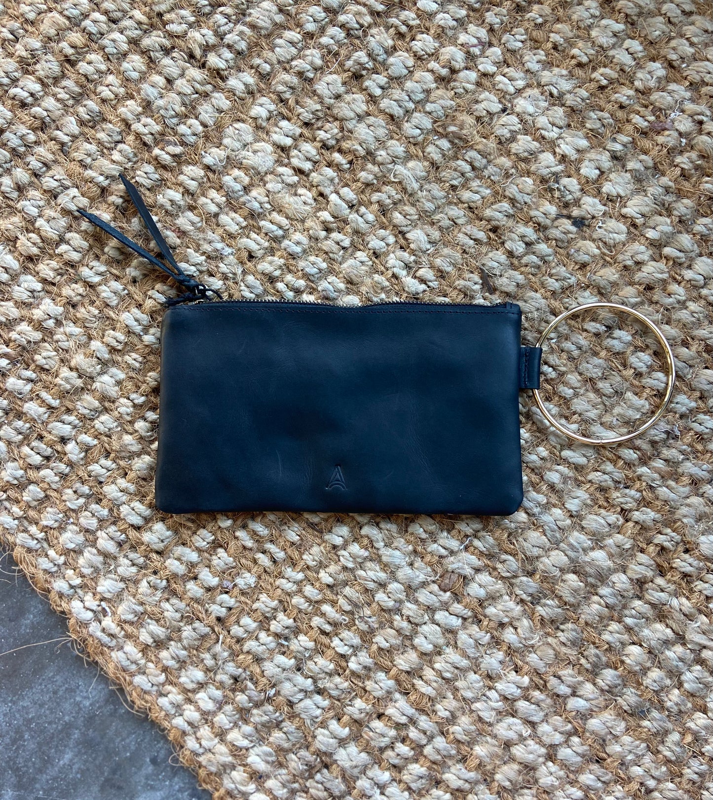 Fozi Wristlet - Black