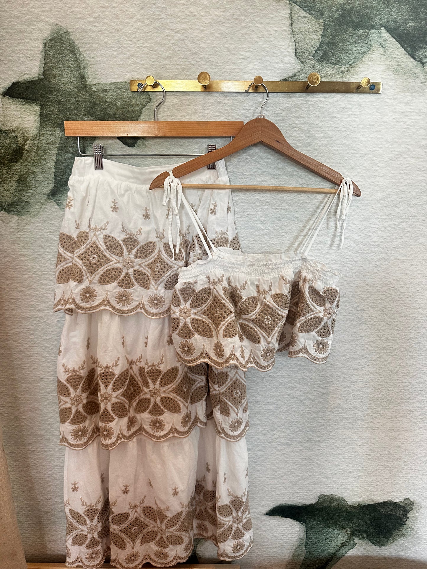 Preloved Julia Embroidered Set