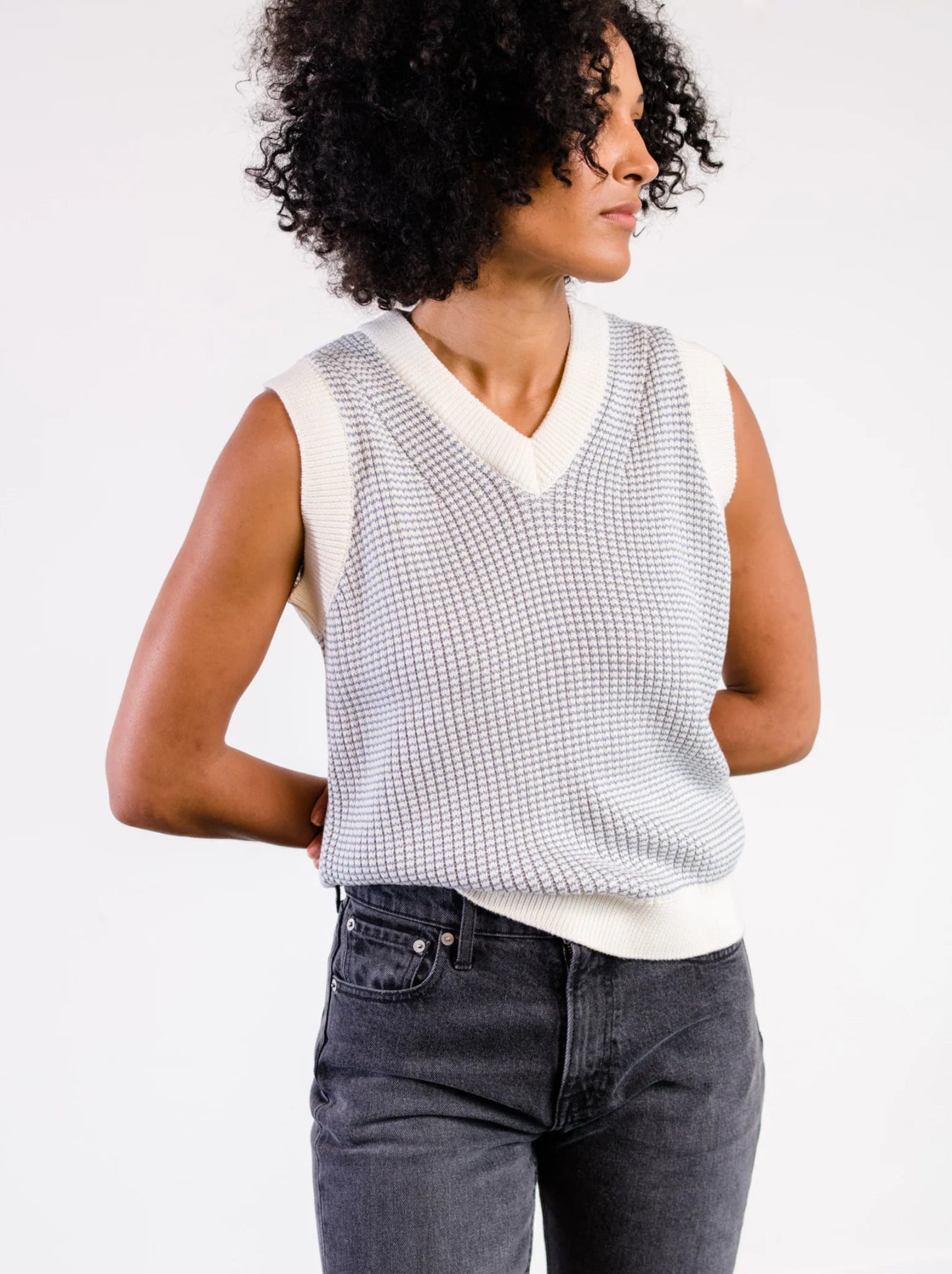 ABLE Liza V - Neck Sweater Vest - SPARROW