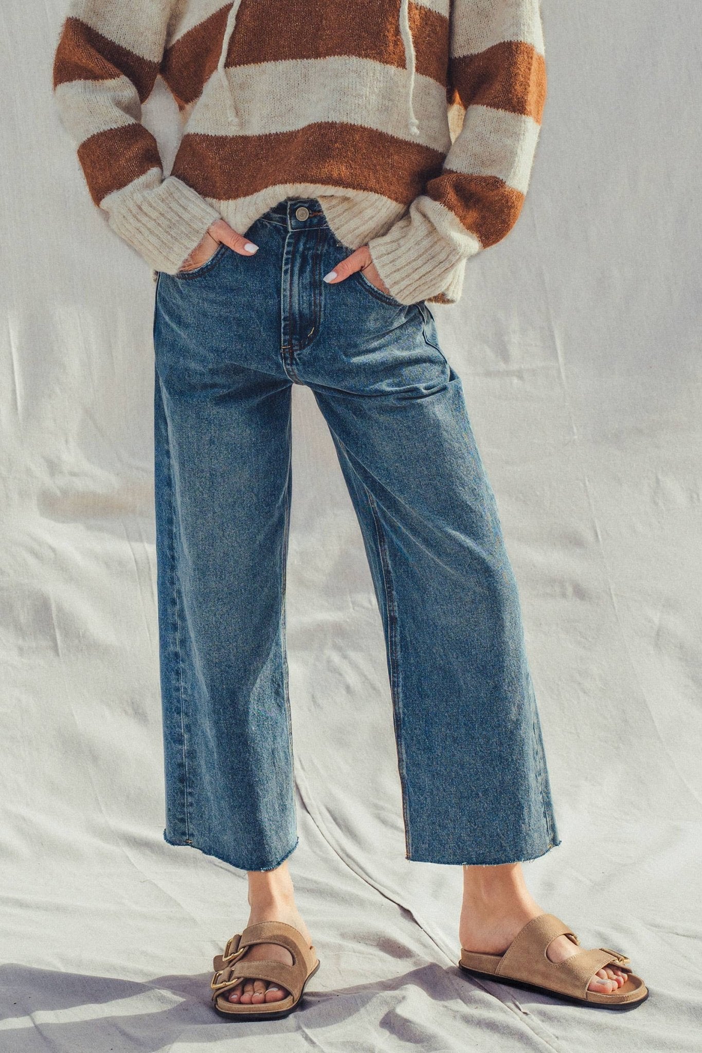 Alicia Wide Leg Jeans - SPARROW