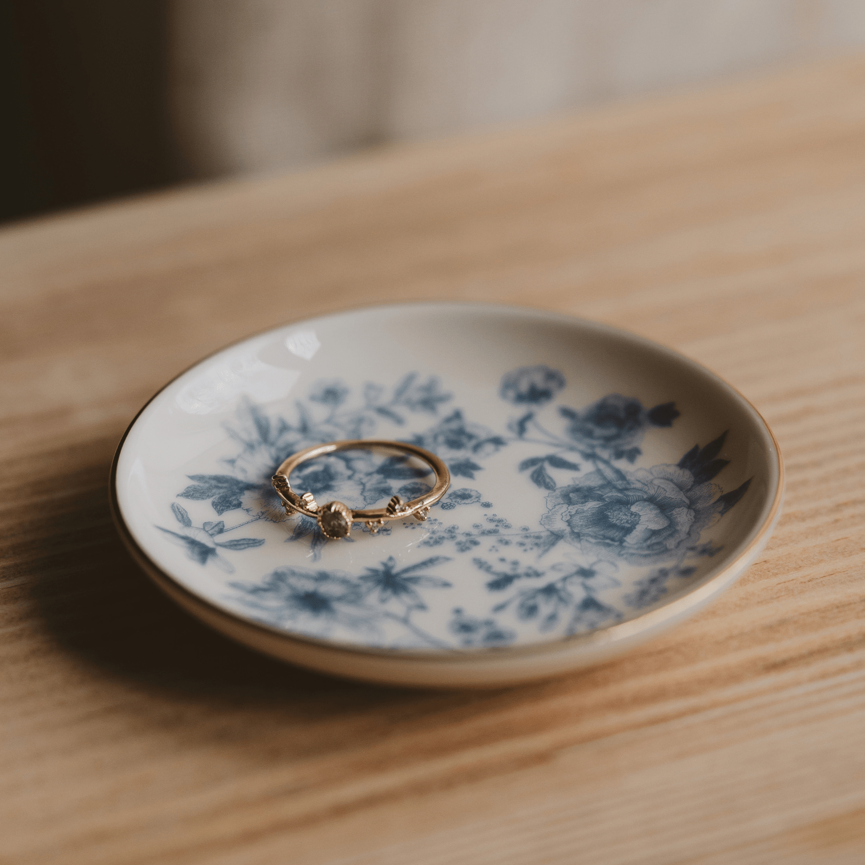 Blue Delft Jewelry Dish - SPARROW