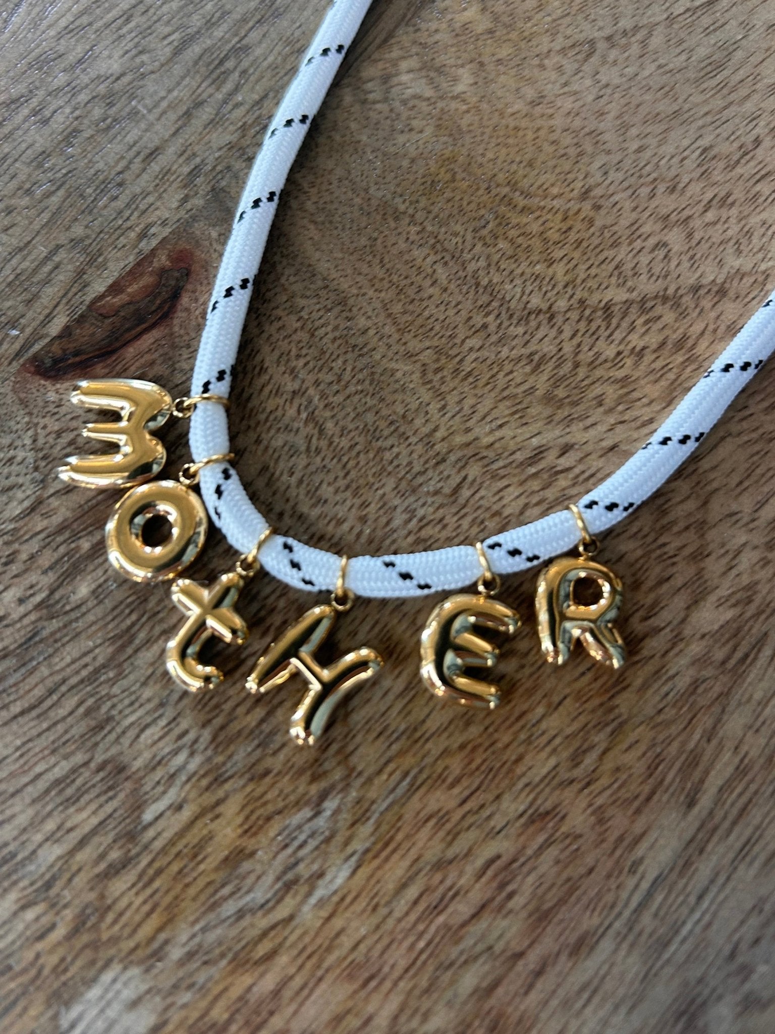 Bonne Mere MOTHER Rope Necklace - White - SPARROW