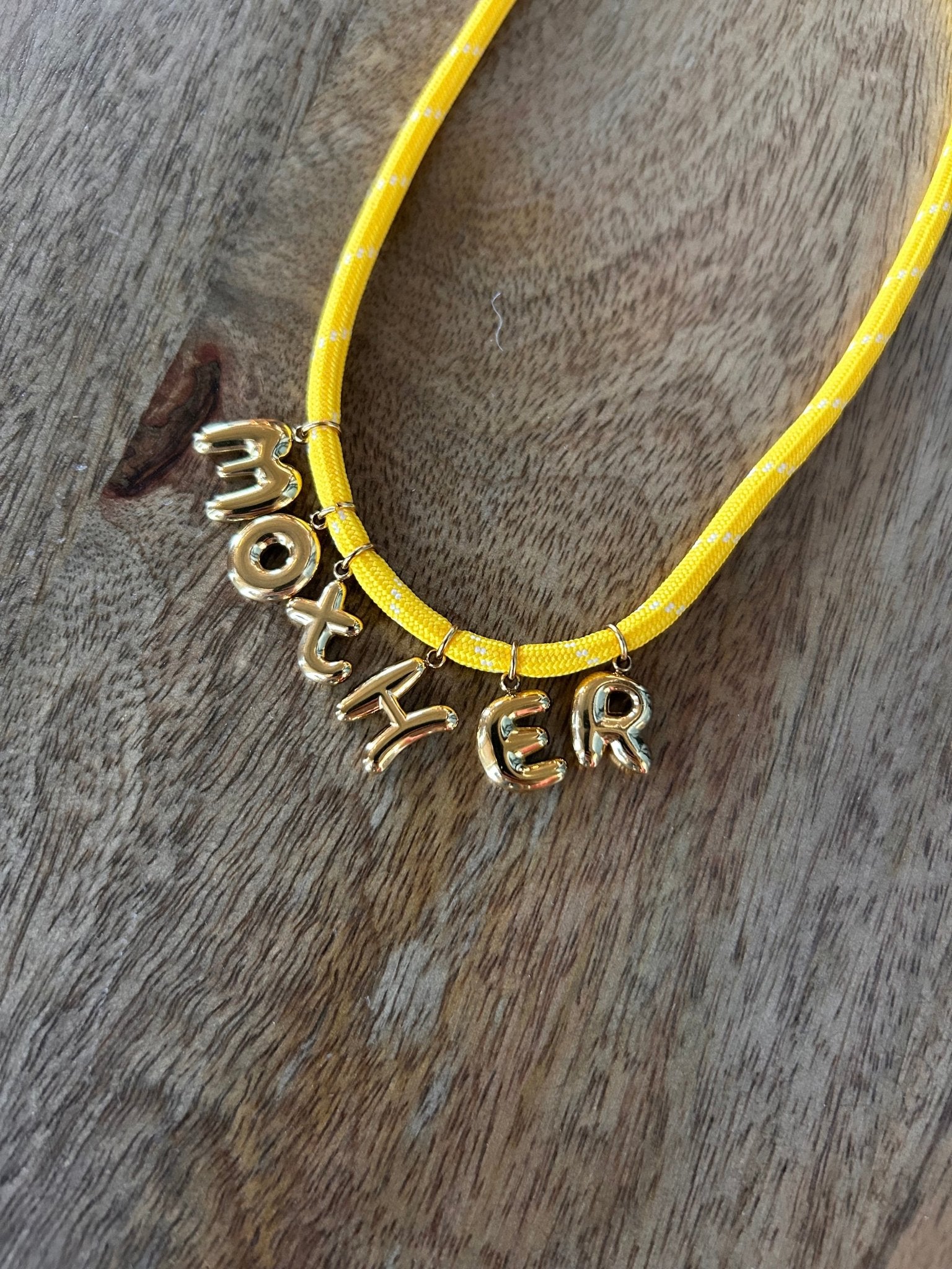 Bonne Mere MOTHER Rope Necklace - Yellow - SPARROW
