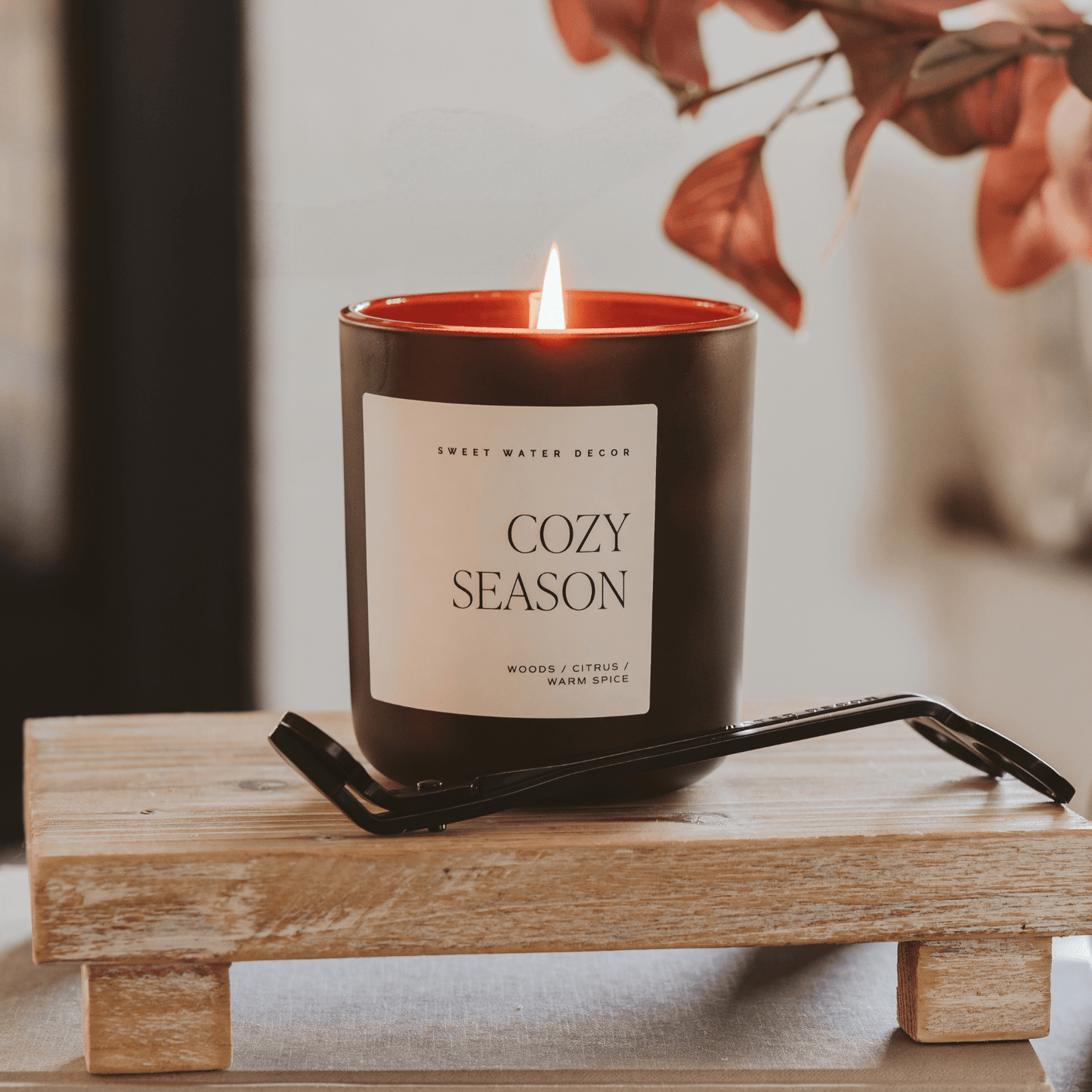 Cozy Season 15 oz Candle - SPARROW