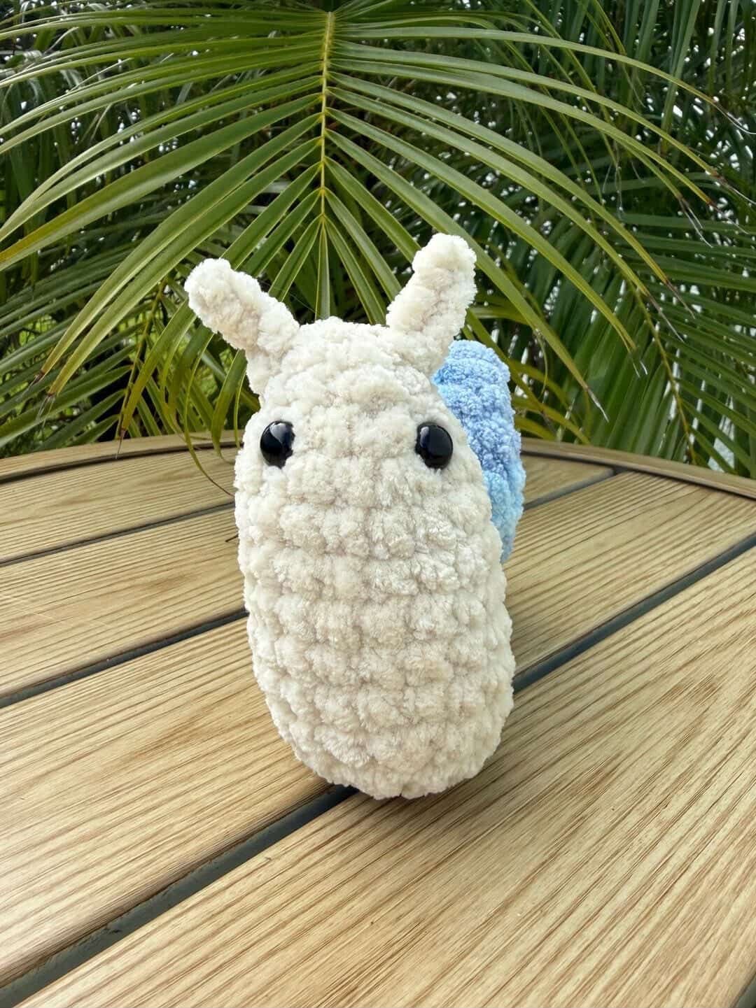 Crochet Snail - Blue - SPARROW
