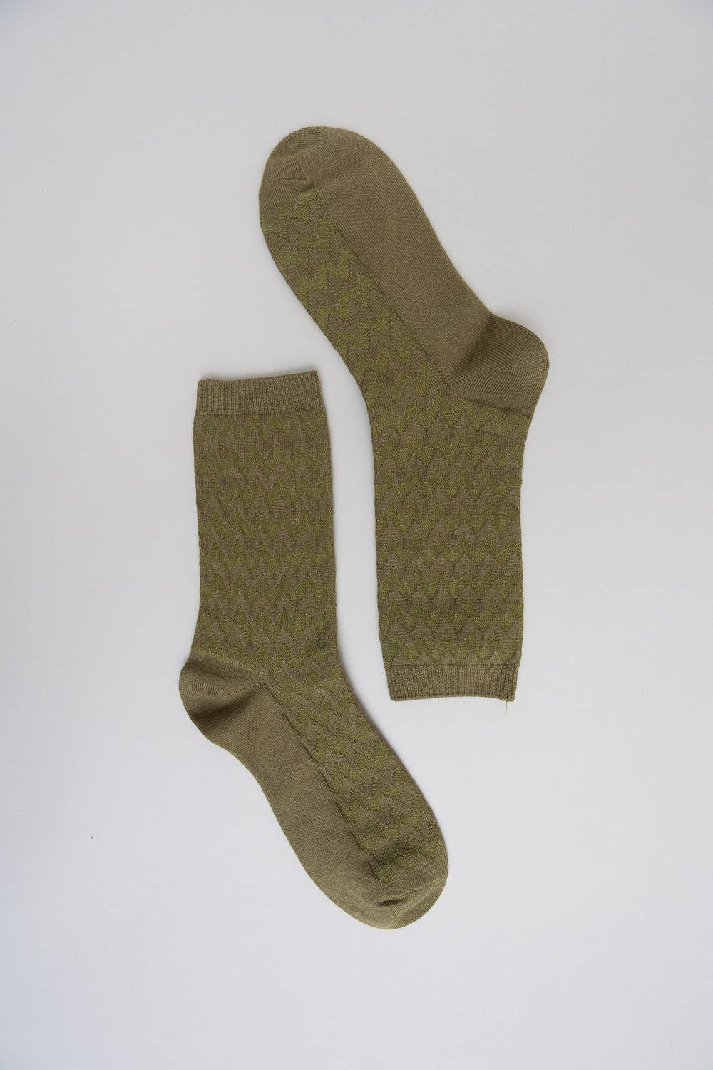 Zig Zag Pattern Socks: Moss