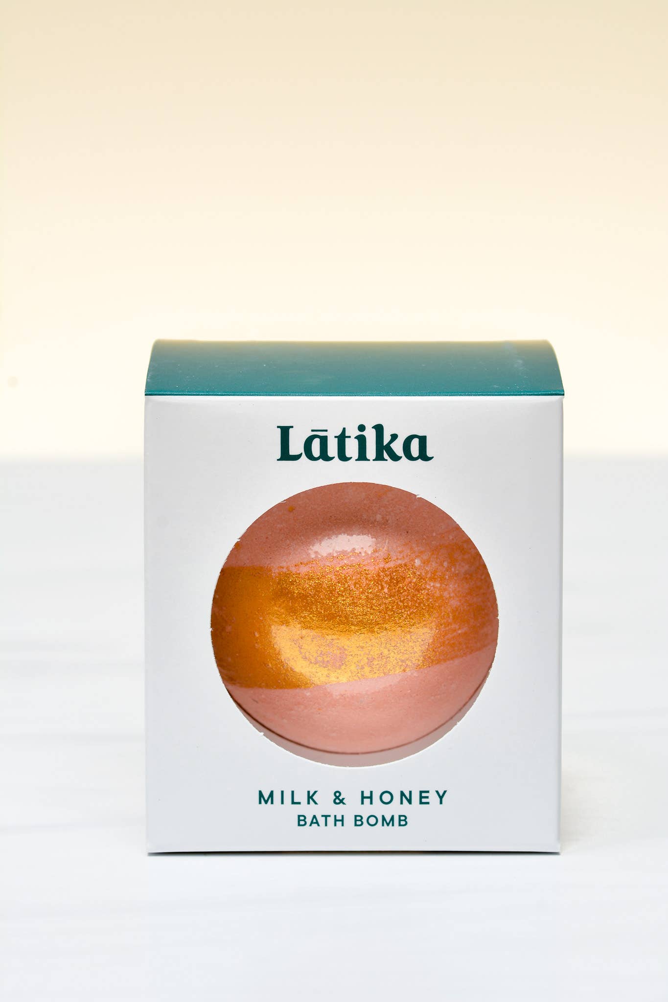 Milk & Honey - Gold decorated Bath Bomb