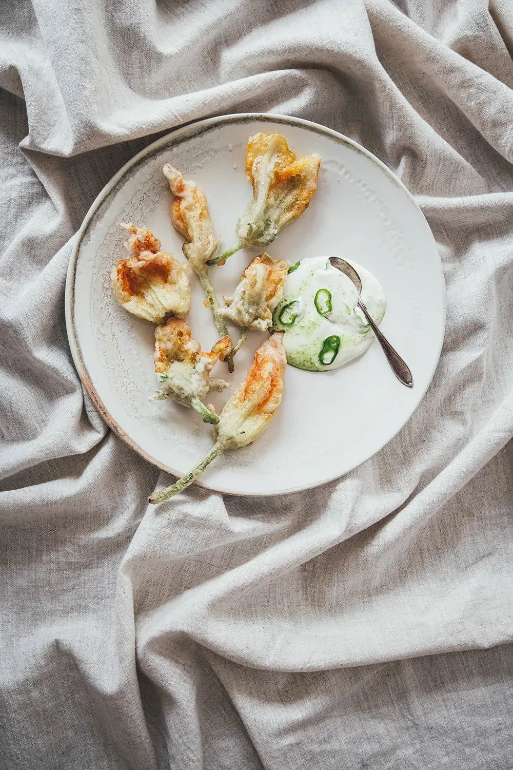 Flowers On A Plate - SPARROW