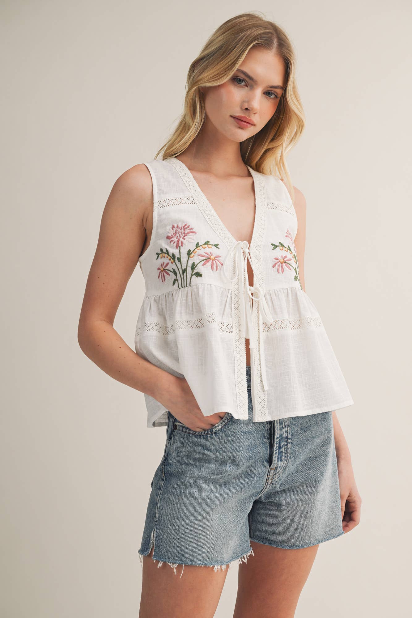 Grayce Floral Tie - Front Top - SPARROW
