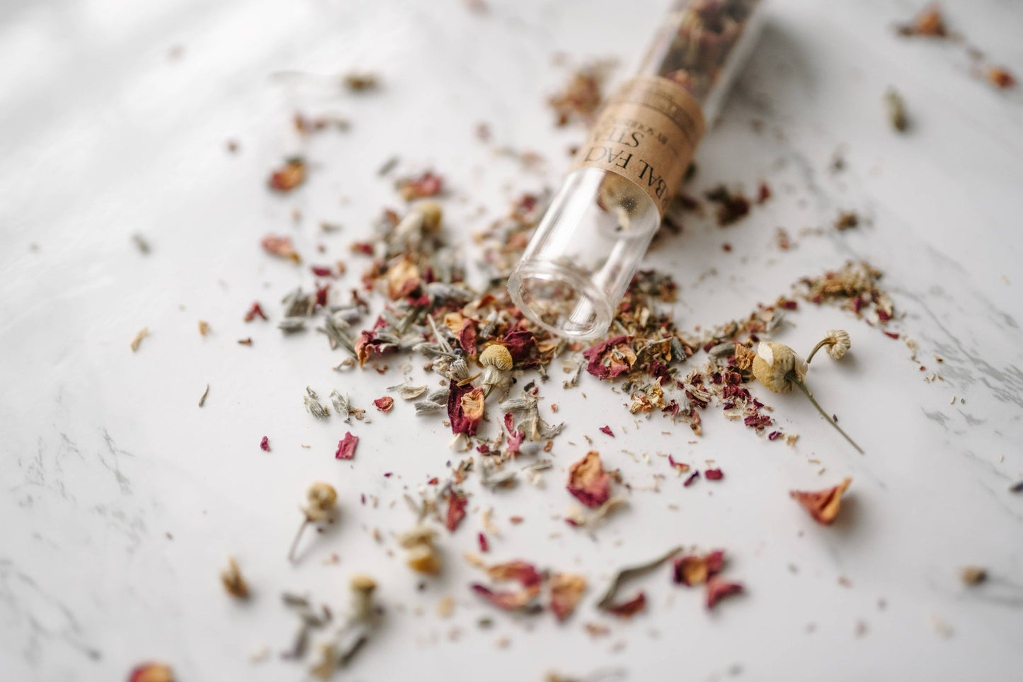 Herbal Facial Steam | Bath Tea with Dried Flowers and Herbs - SPARROW