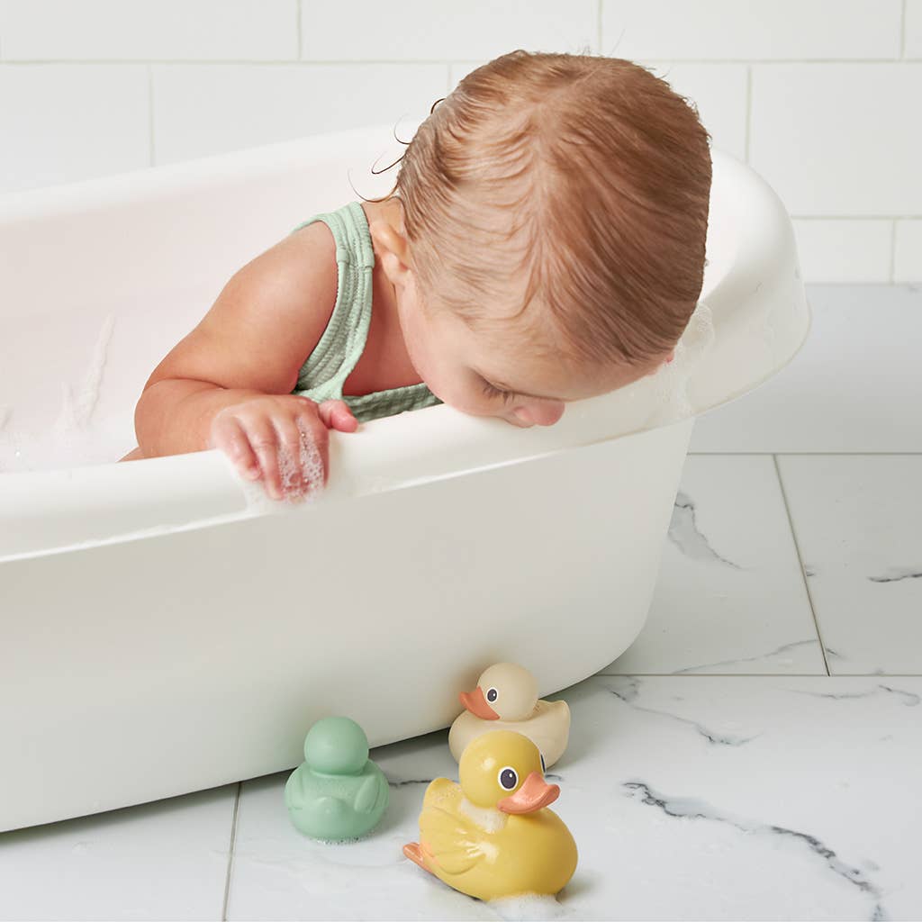 Itzy Ducky Family™ - Bath + Water Table Toys - SPARROW