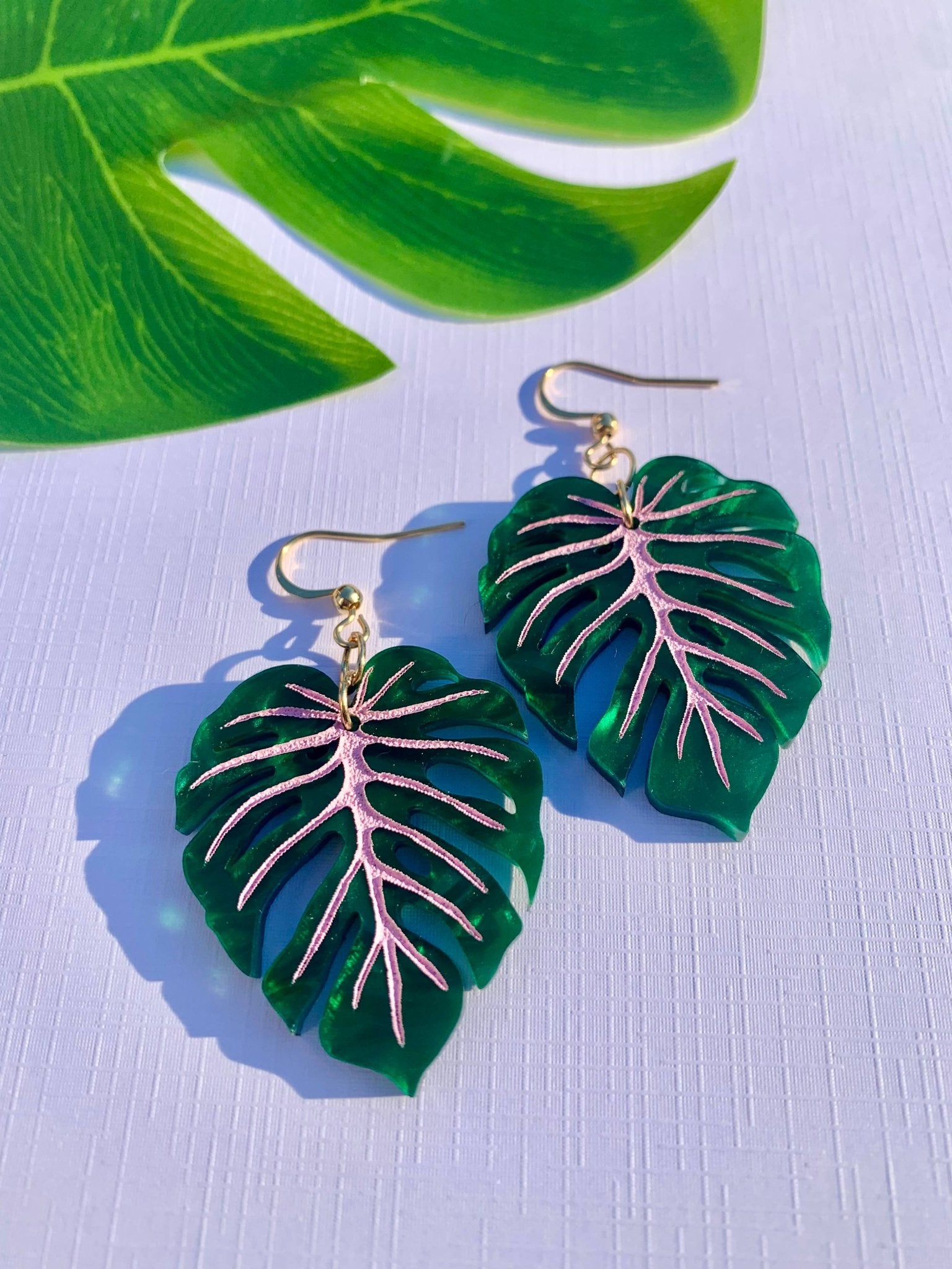 Mini Monstera Earrings - SPARROW