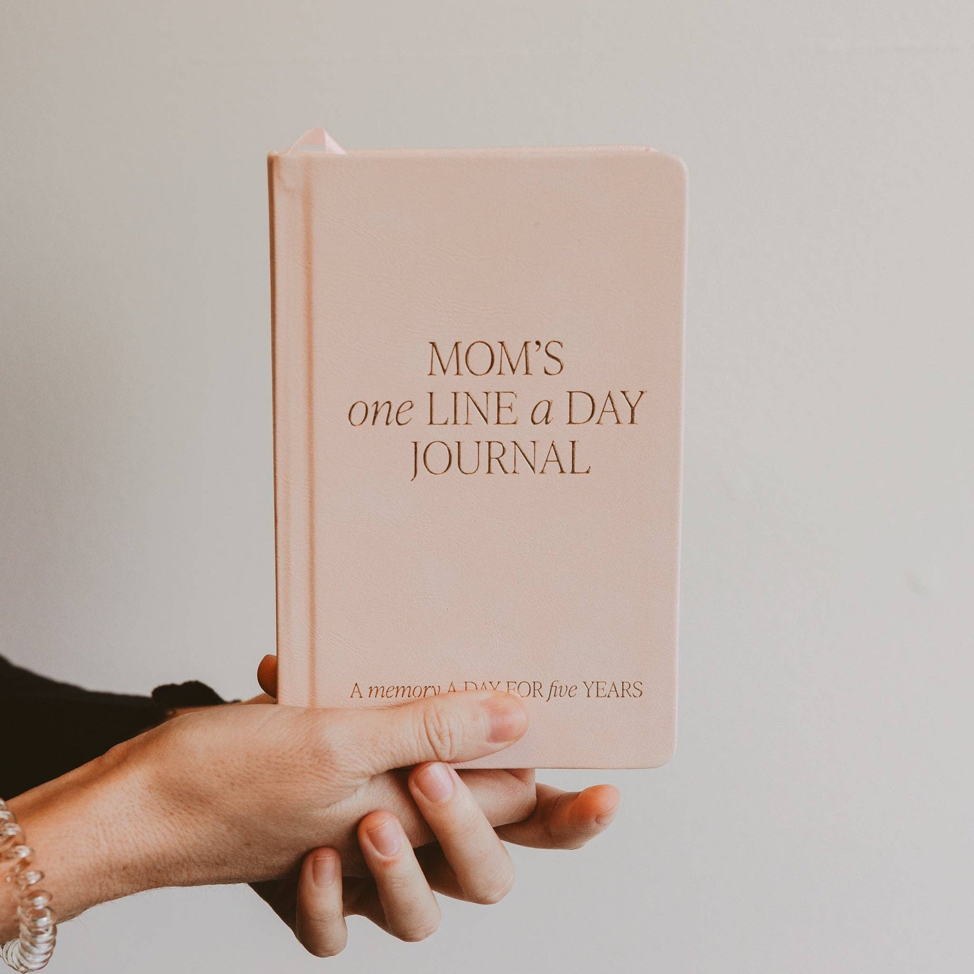 Mom's One Line A Day Leather Journal - SPARROW