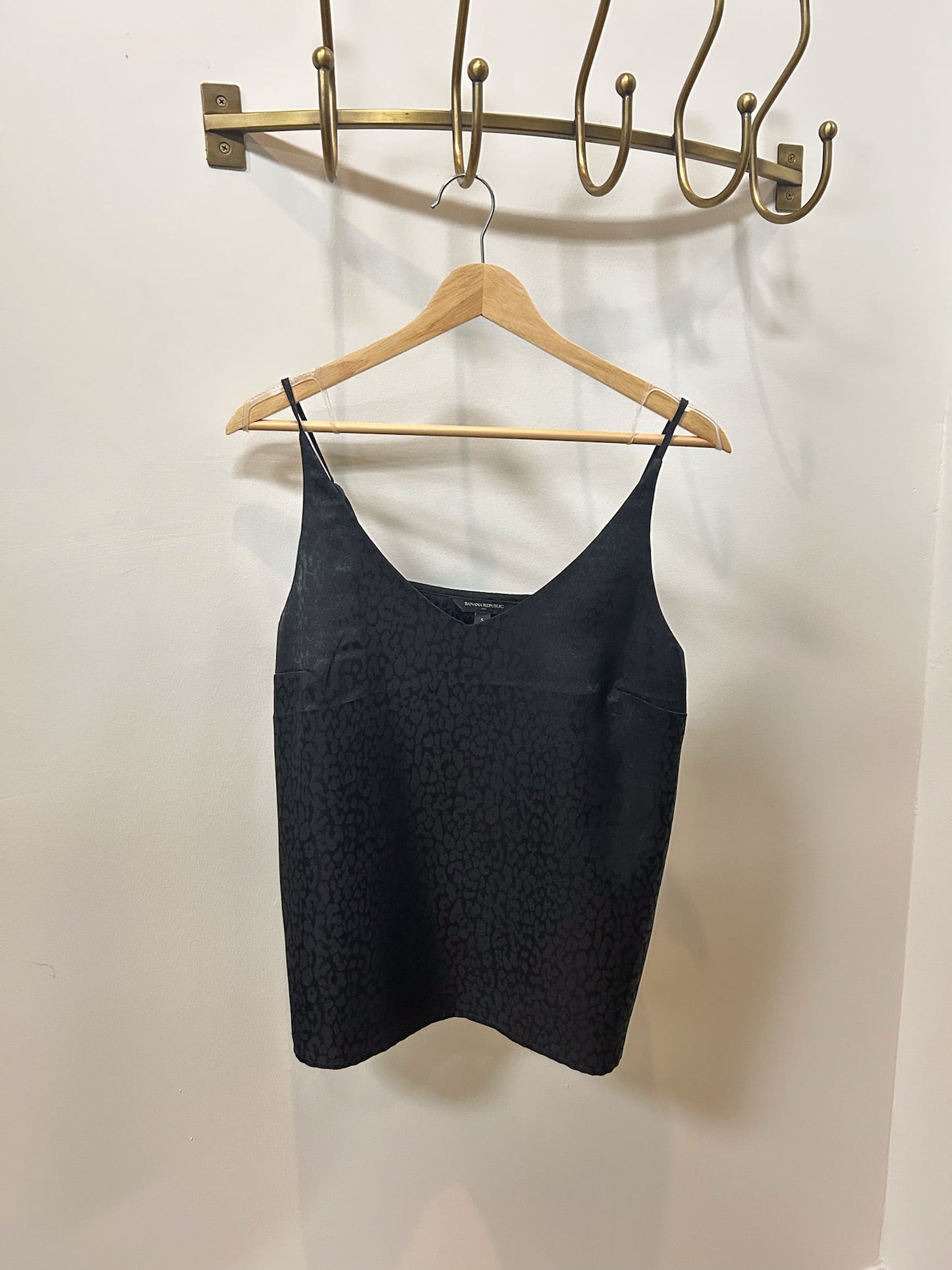 Pre loved Banana Republic cami - SPARROW