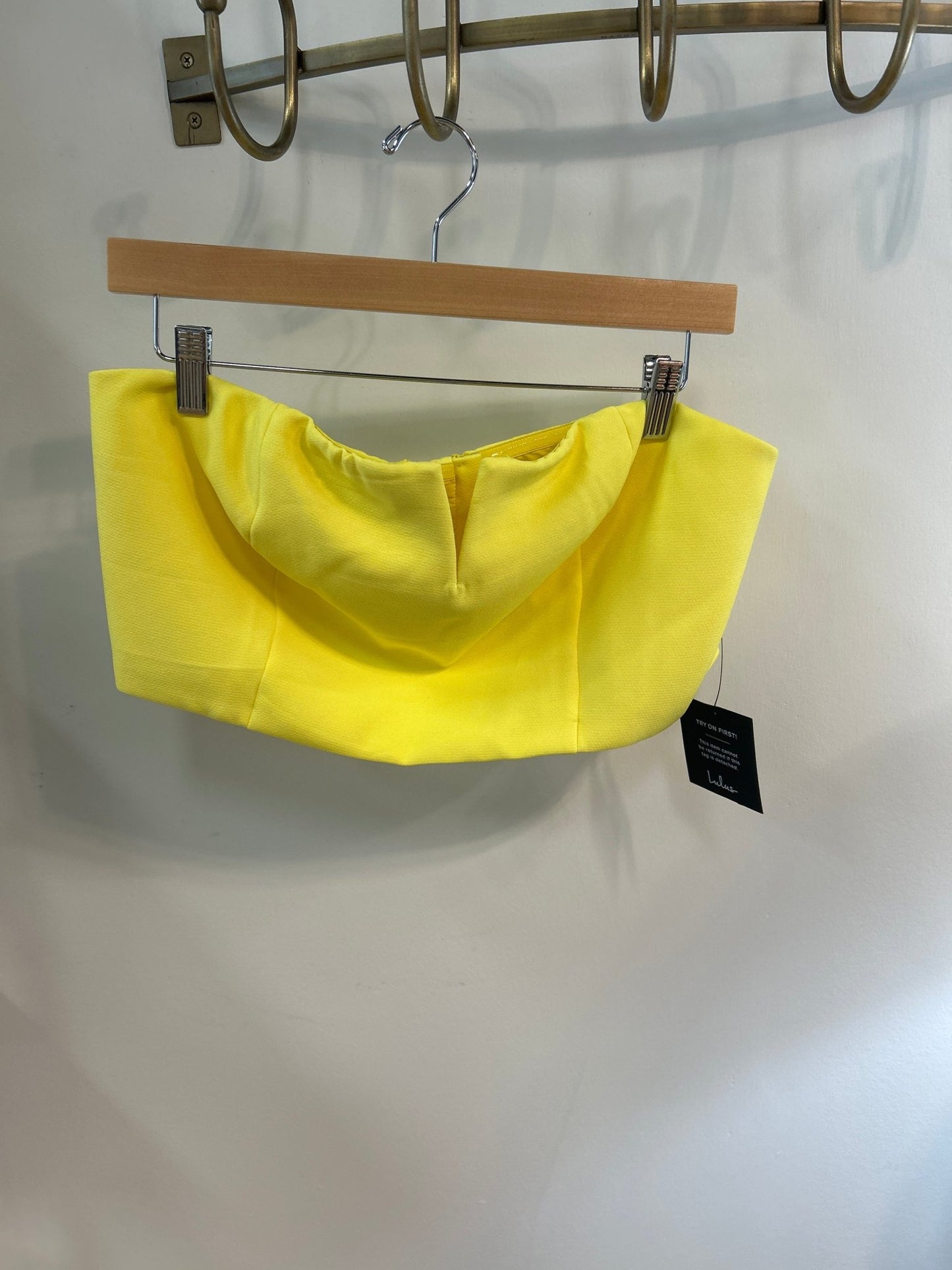 Preloved Lulu Top New Tags - SPARROW