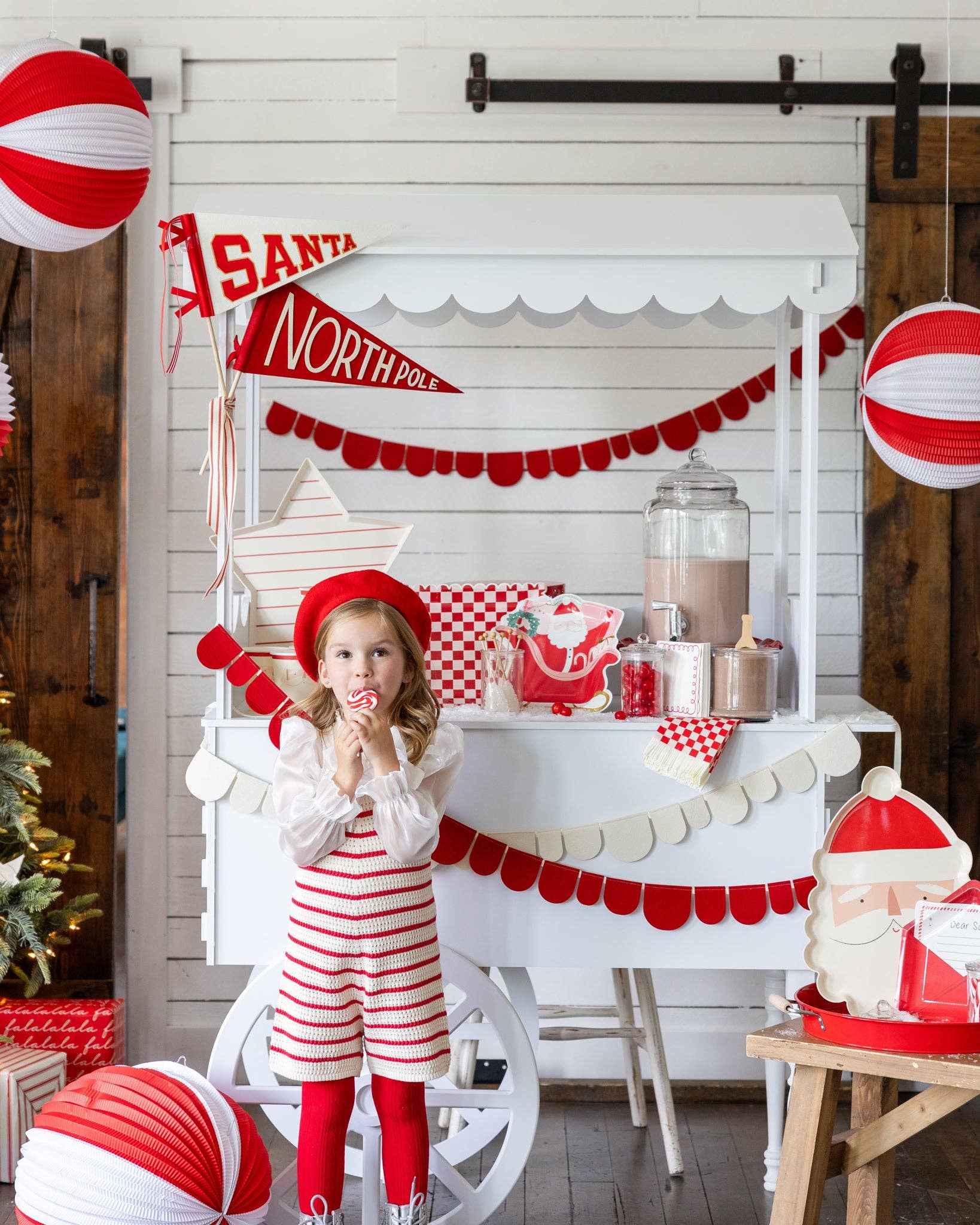 Red and Cream Scalloped Felt Banner Set - SPARROW