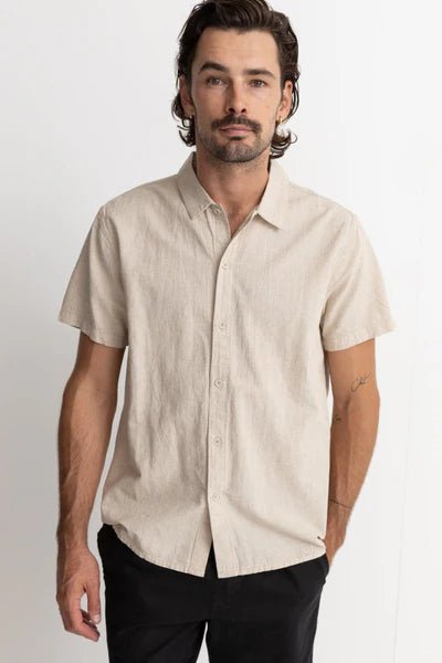 Rhythm. Classic Linen Ss Shirt - Sand - SPARROW