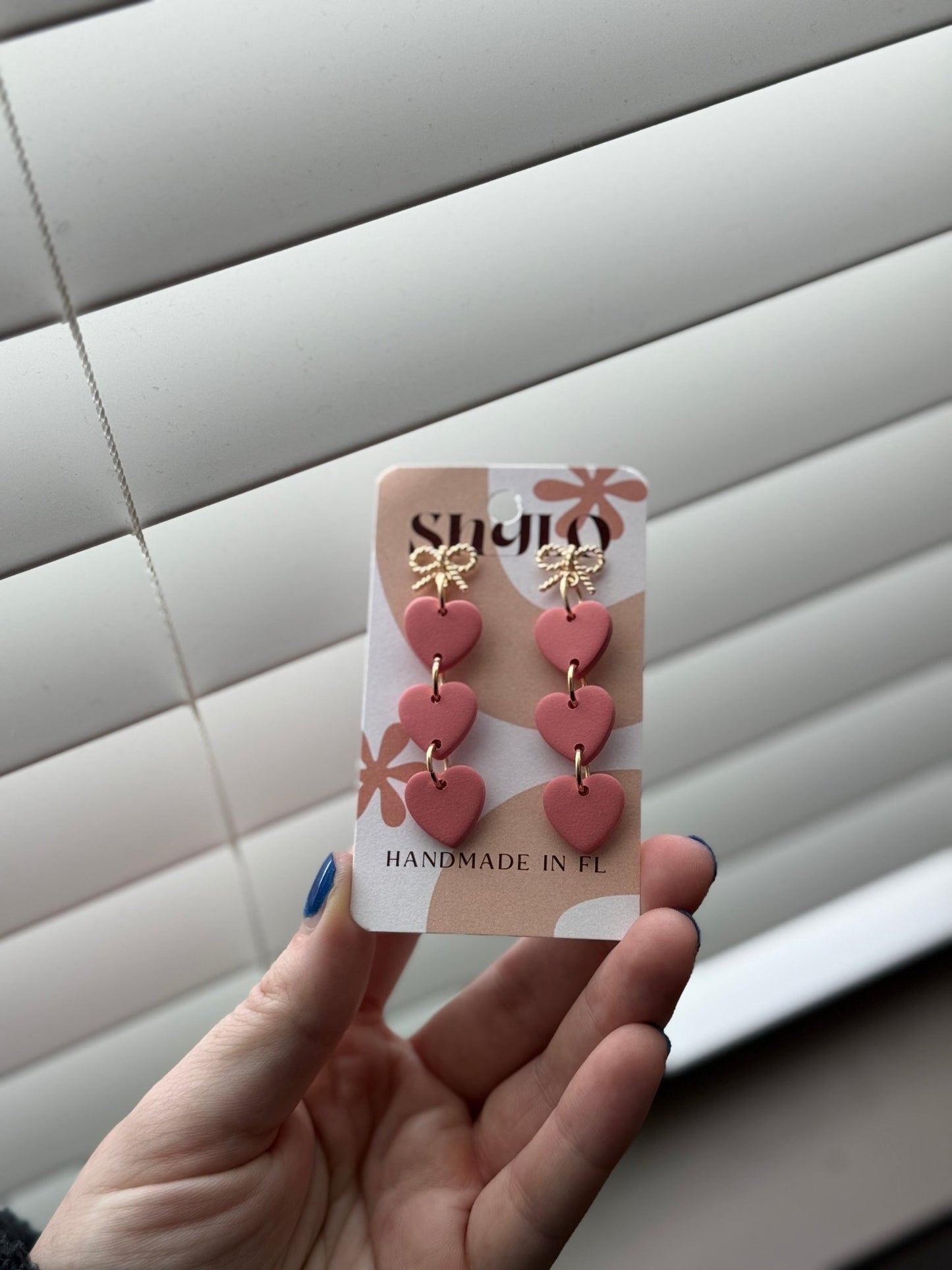 Shylo Mini Heart Bow Dangle Earrings - Coral - SPARROW