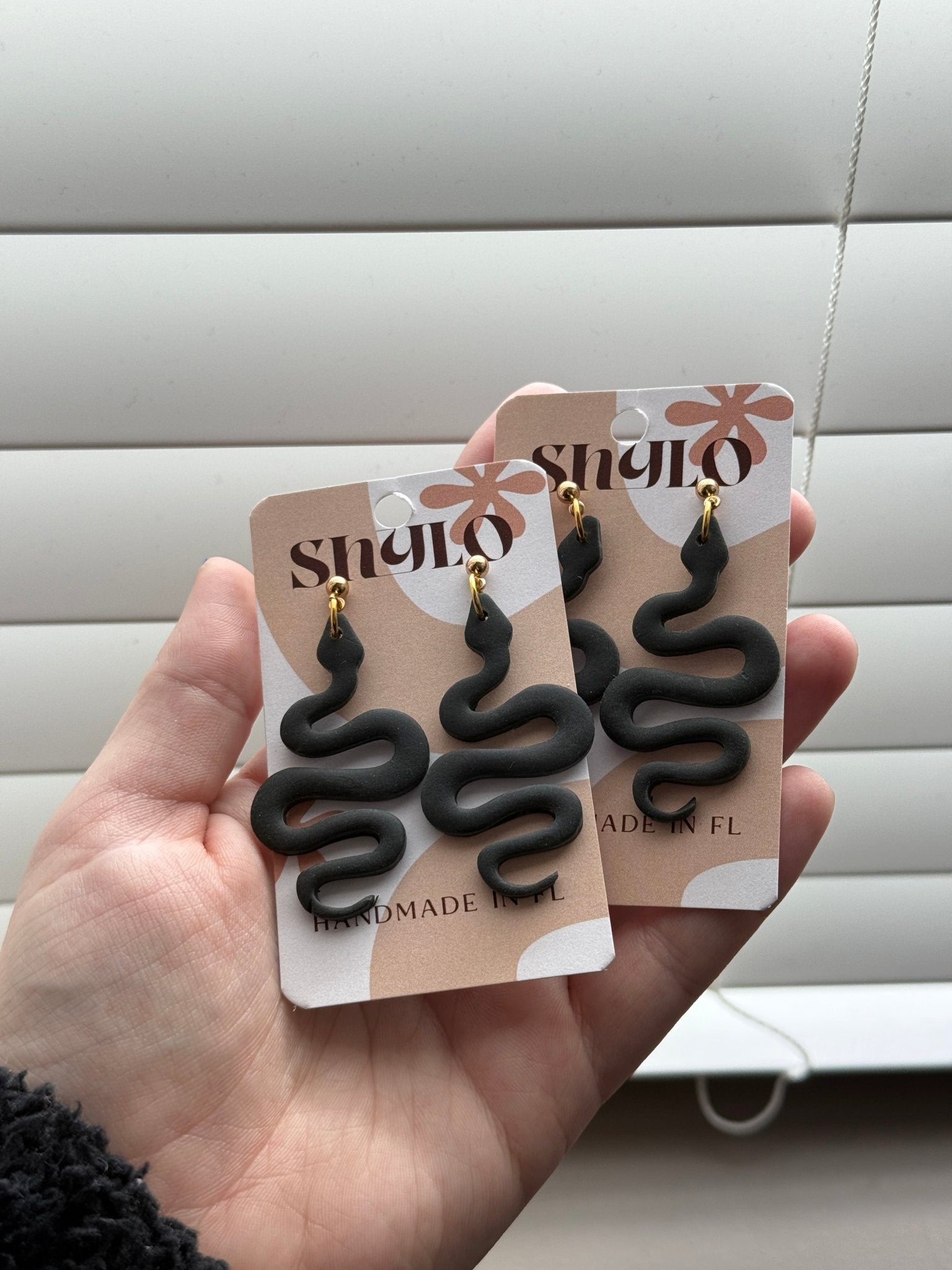 Shylo Snake Earrings - Black - SPARROW