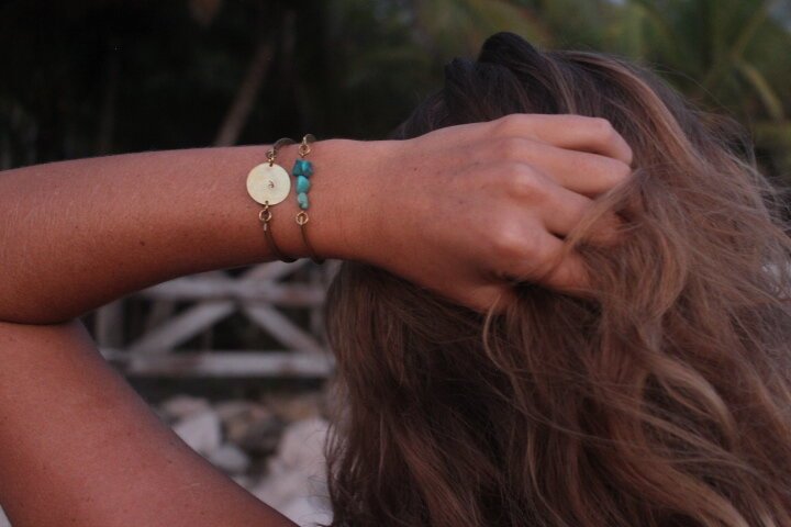 Sting Bling Paradise Found Brass Bracelet - Round - SPARROW