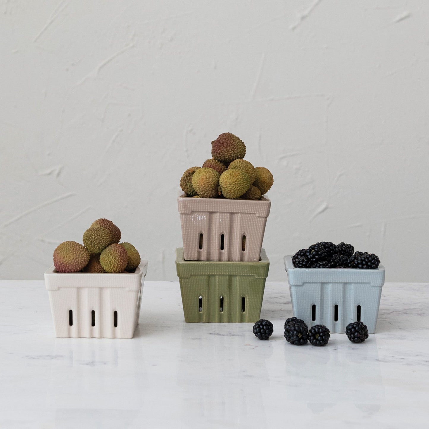 Textured Stoneware Berry Basket - Cream - SPARROW