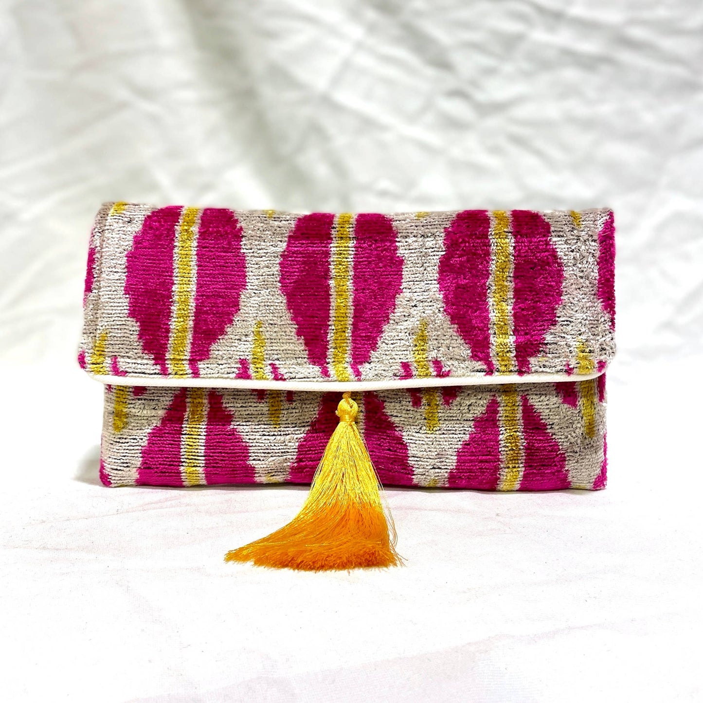 Tie Clutch Bag Ibiza: With gold chain - SPARROW