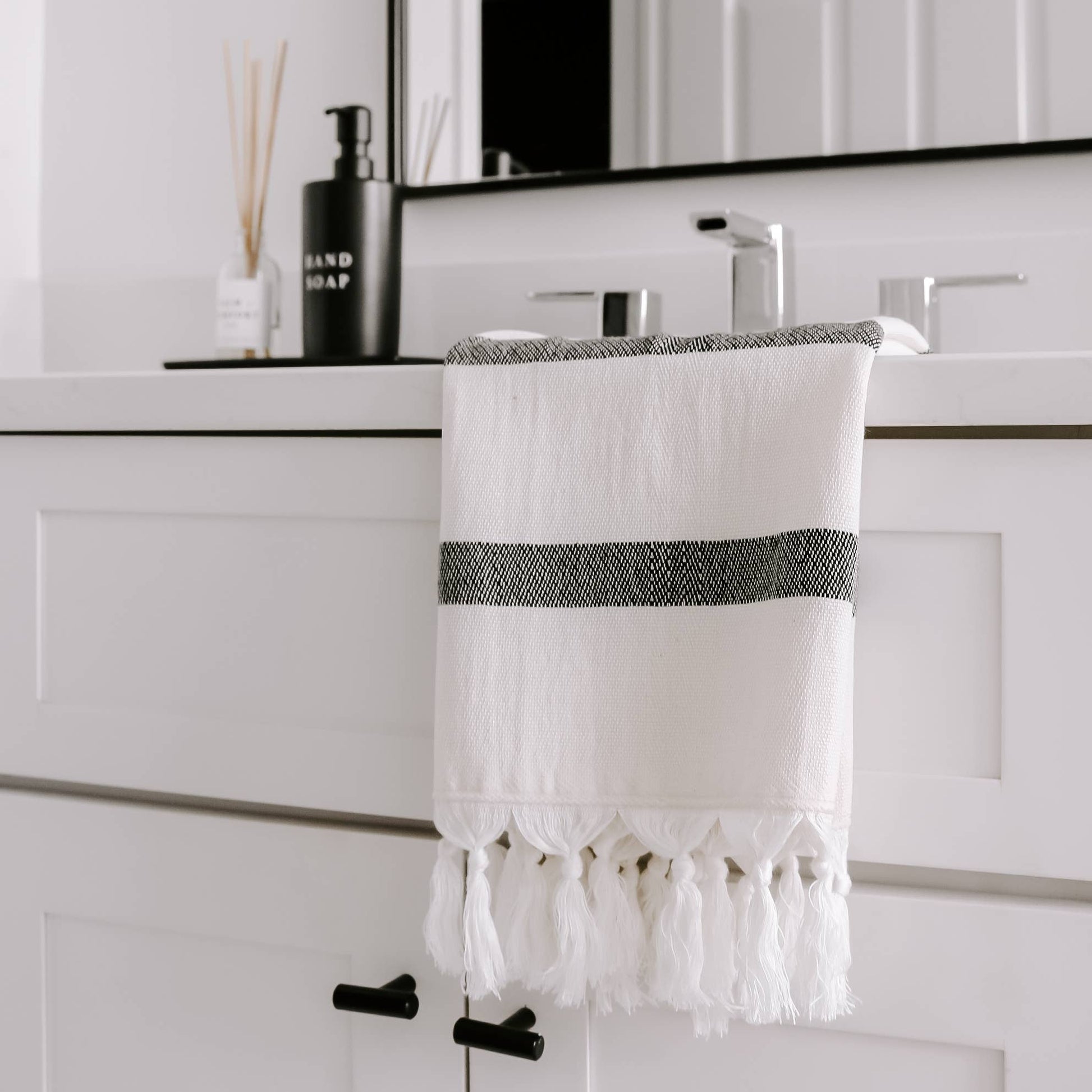 Turkish Cotton Hand Towel, Single Stripe - SPARROW