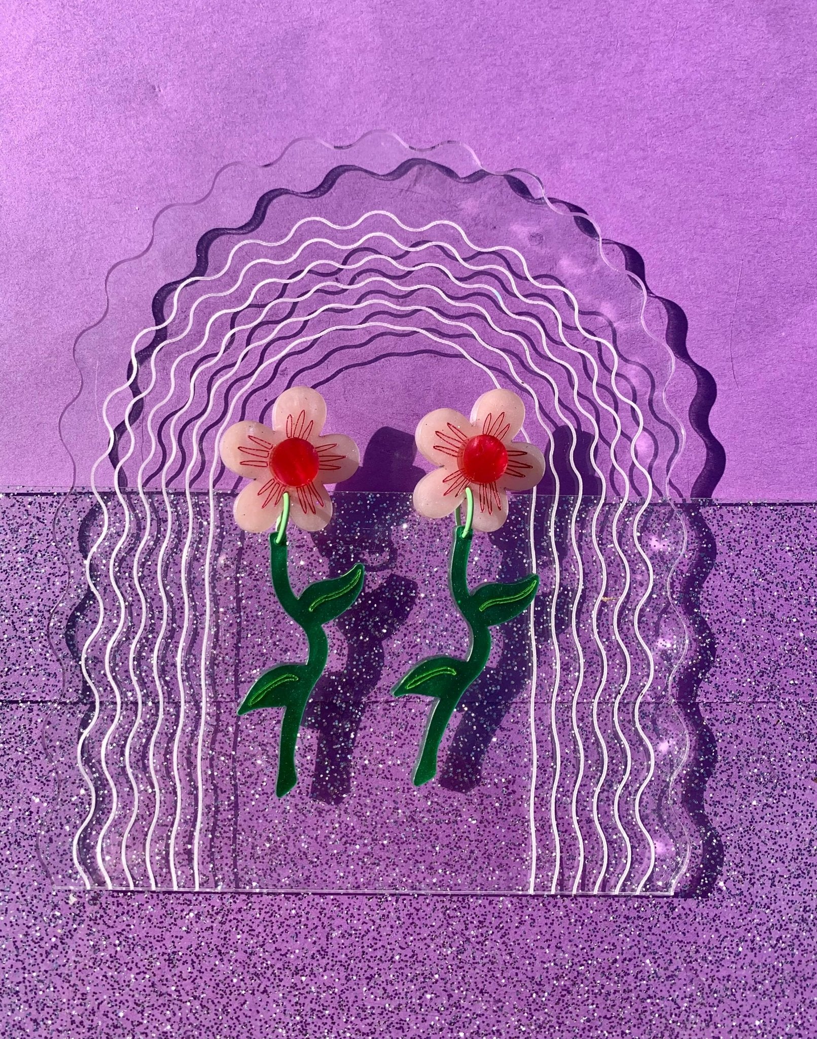 Wavy Daisies Earrings - SPARROW