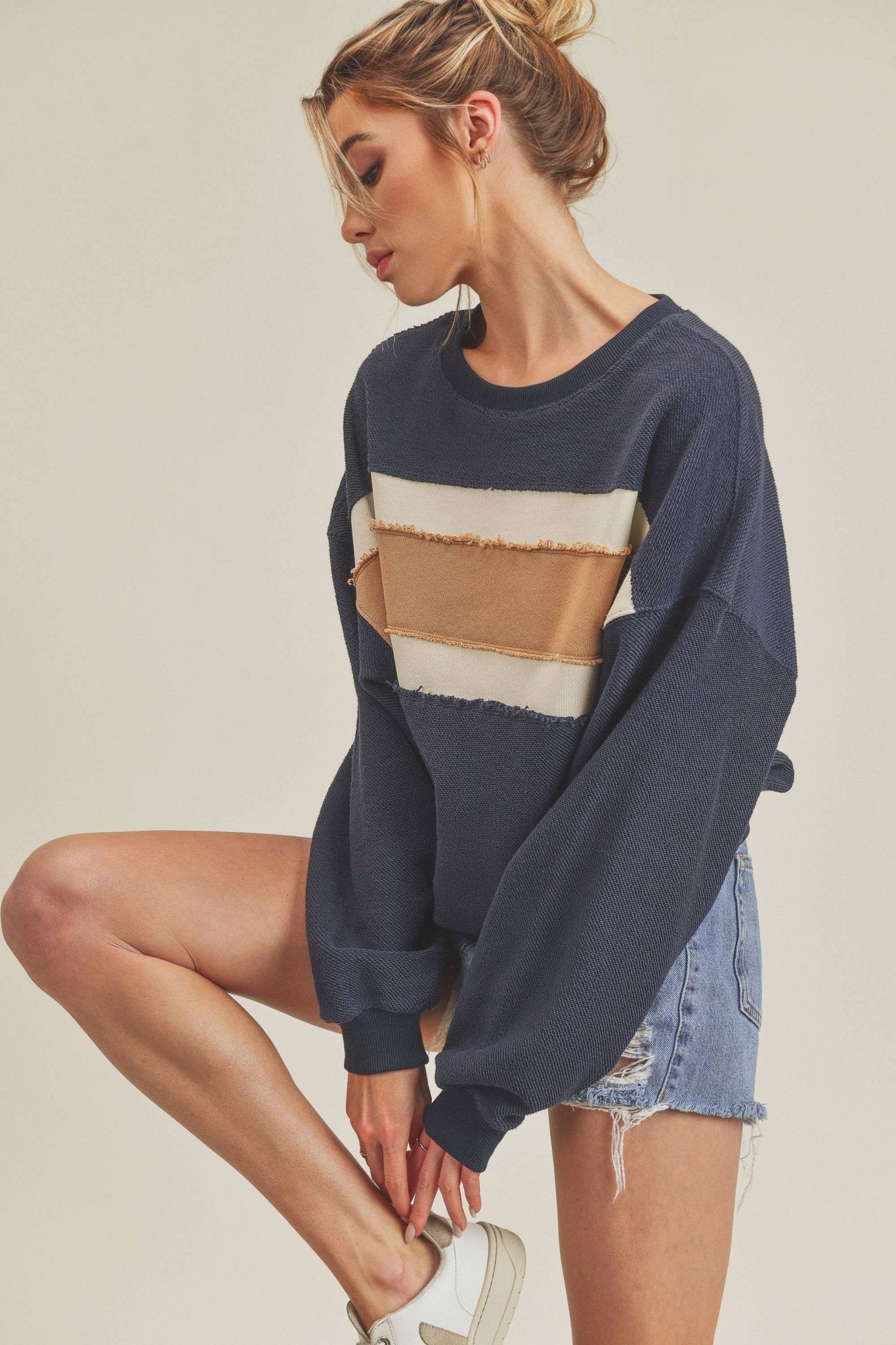 Winnie Sweatshirt - Navy - SPARROW