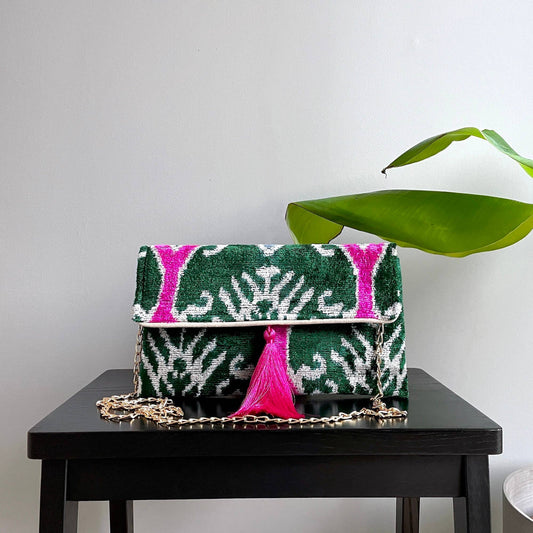 Ikat Clutch Bag Sperlonga: With gold chain